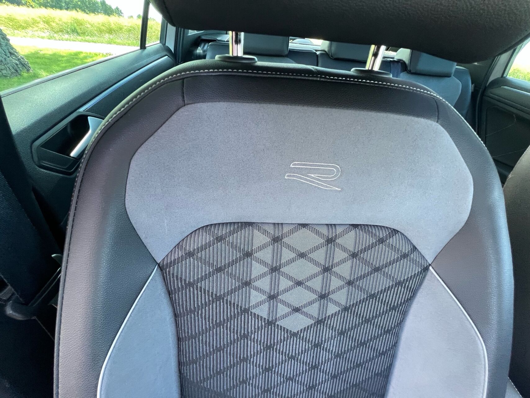 Billede af VW Tiguan 1,4 TSI eHybrid Elegance DSG 245HK 5d 6g Aut.