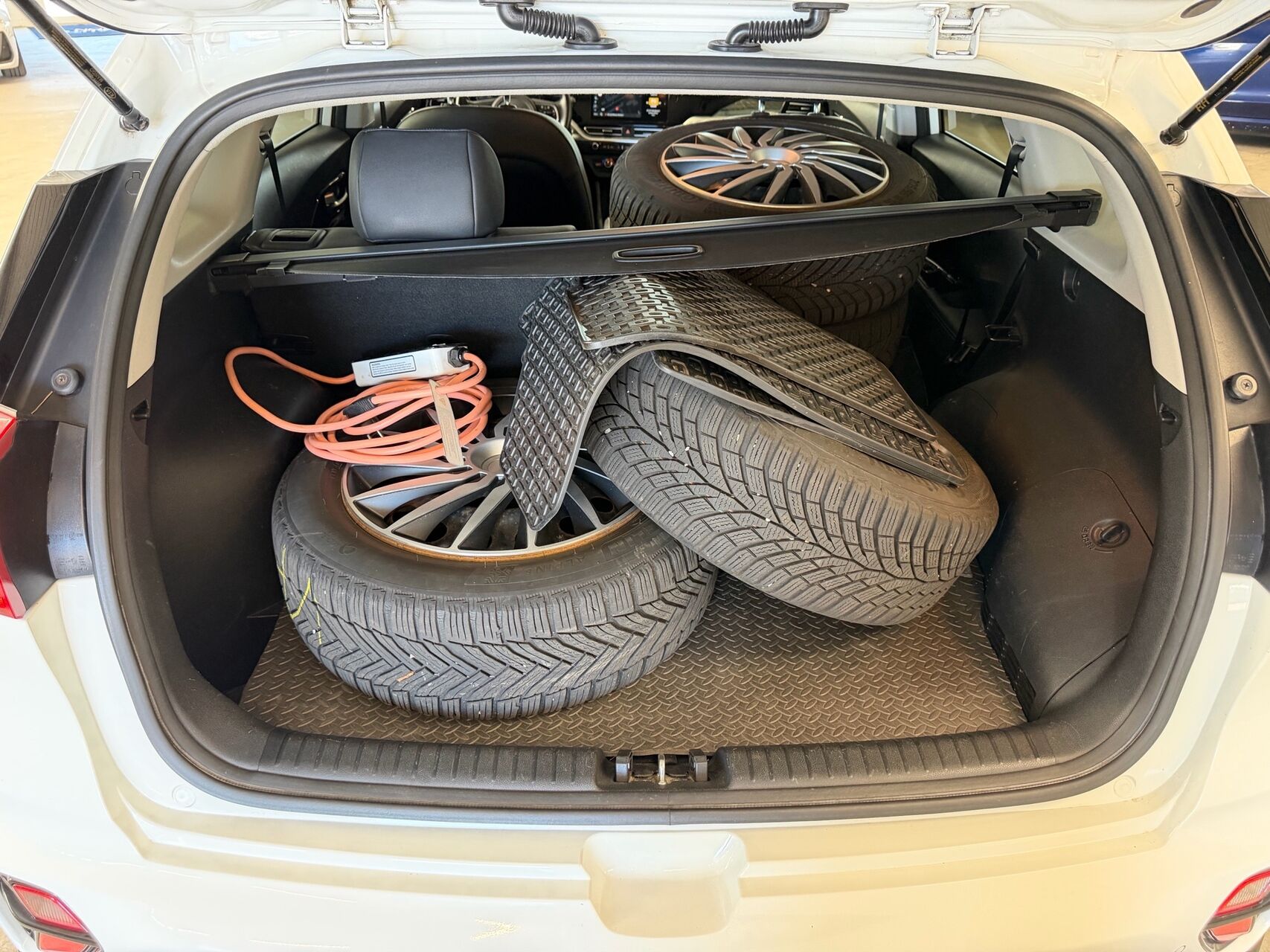 Billede af Kia Niro 1,6 GDI PHEV  Plugin-hybrid Advance DCT 141HK 5d 6g Aut.