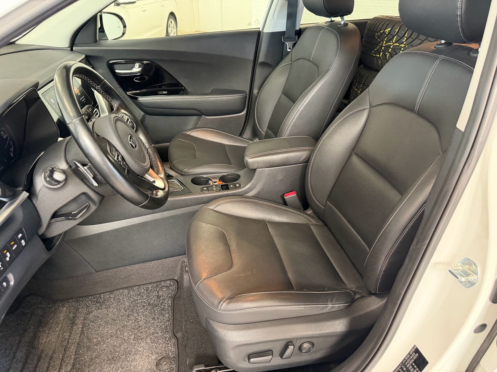 Billede af Kia Niro 1,6 GDI PHEV  Plugin-hybrid Advance DCT 141HK 5d 6g Aut.