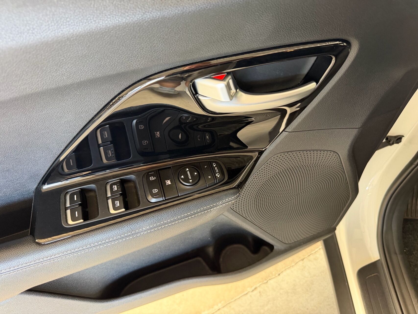 Billede af Kia Niro 1,6 GDI PHEV  Plugin-hybrid Advance DCT 141HK 5d 6g Aut.