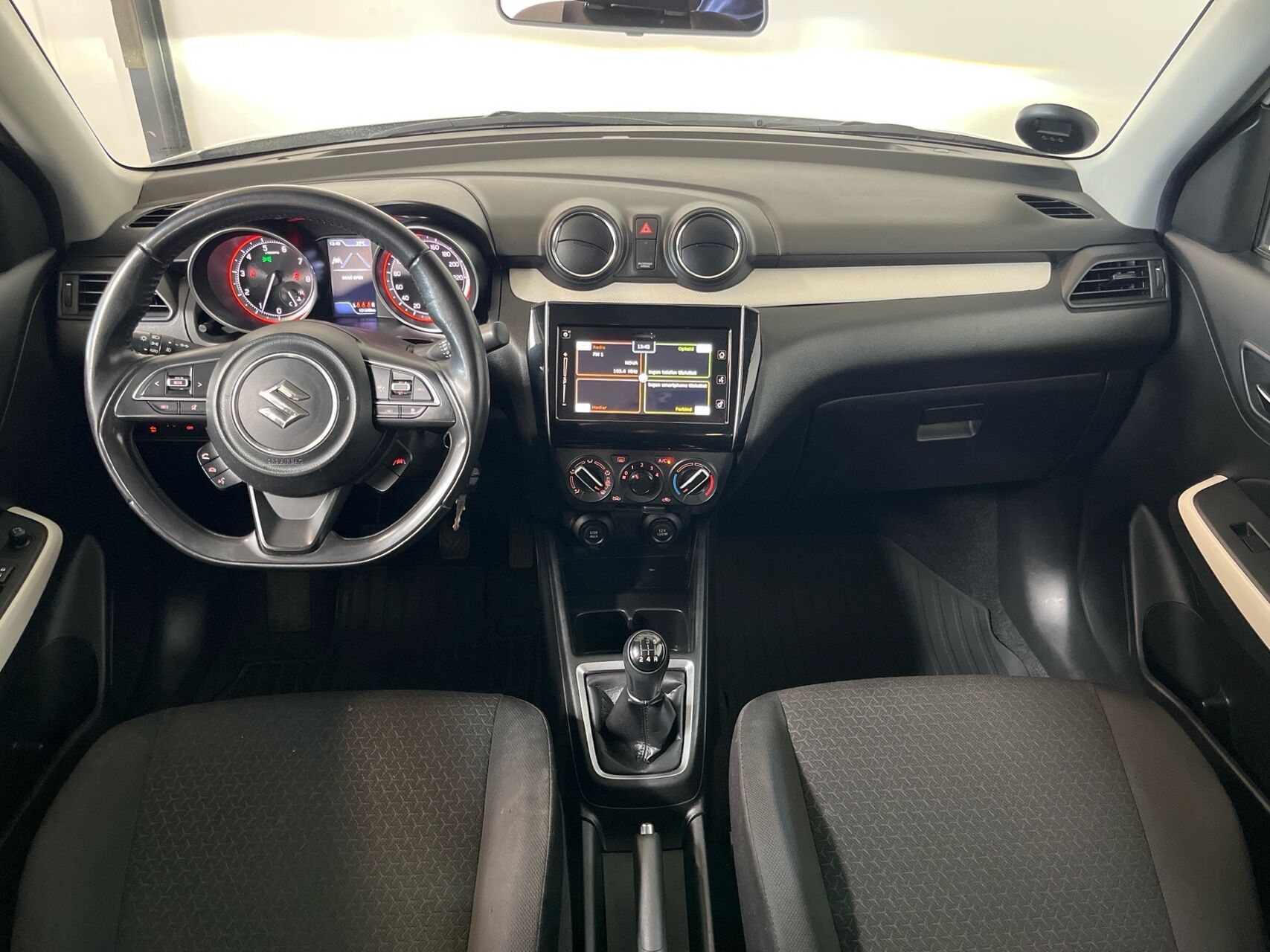 Billede af Suzuki Swift 1,2 Dualjet  Mild hybrid Action AEB 83HK 5d