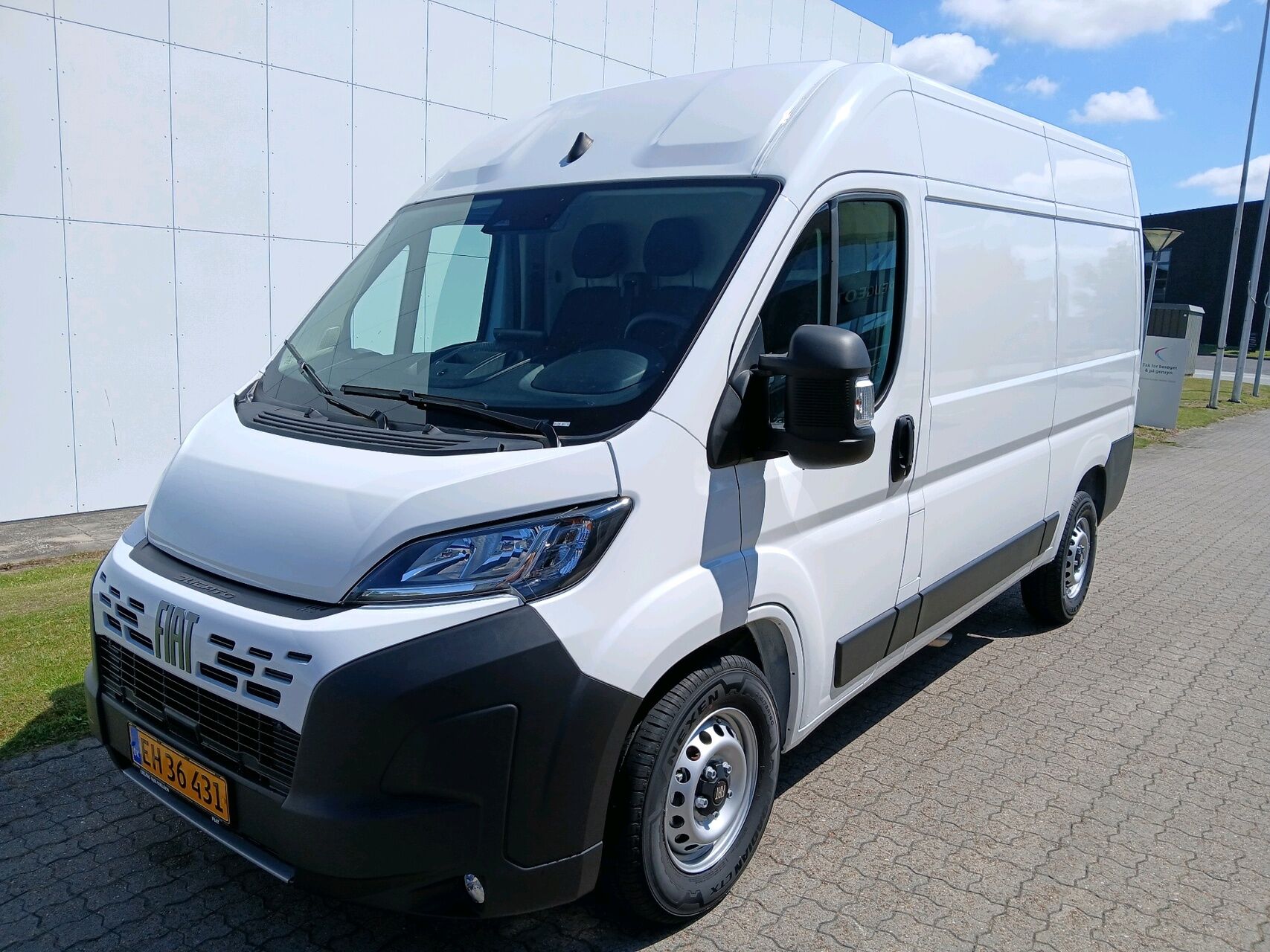 Billede af Fiat Ducato 35M L2H2 2,2 Multijet Pro 180HK Van 8g Aut.