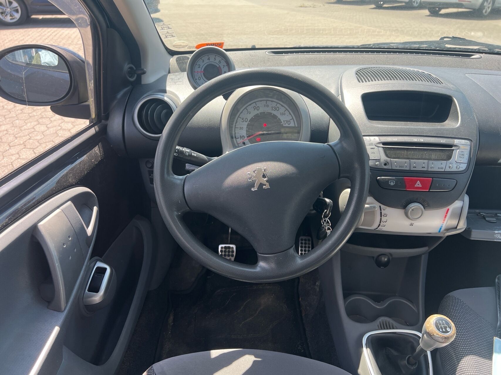 Billede af Peugeot 107 1,0 12V Urban 68HK 3d