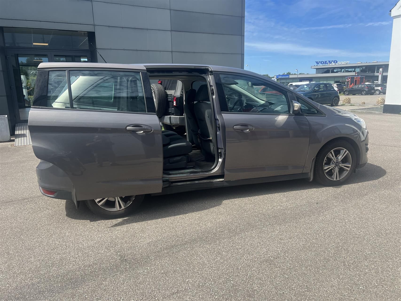 Billede af Ford Grand C-MAX 1,0 EcoBoost Edition 100HK 6g