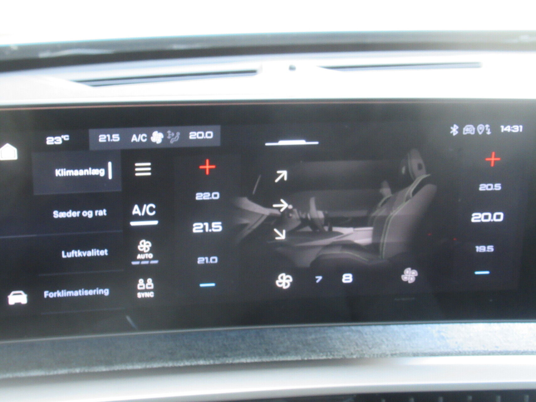 Billede af Peugeot e-3008 EL GT Pack 210HK 5d Aut.