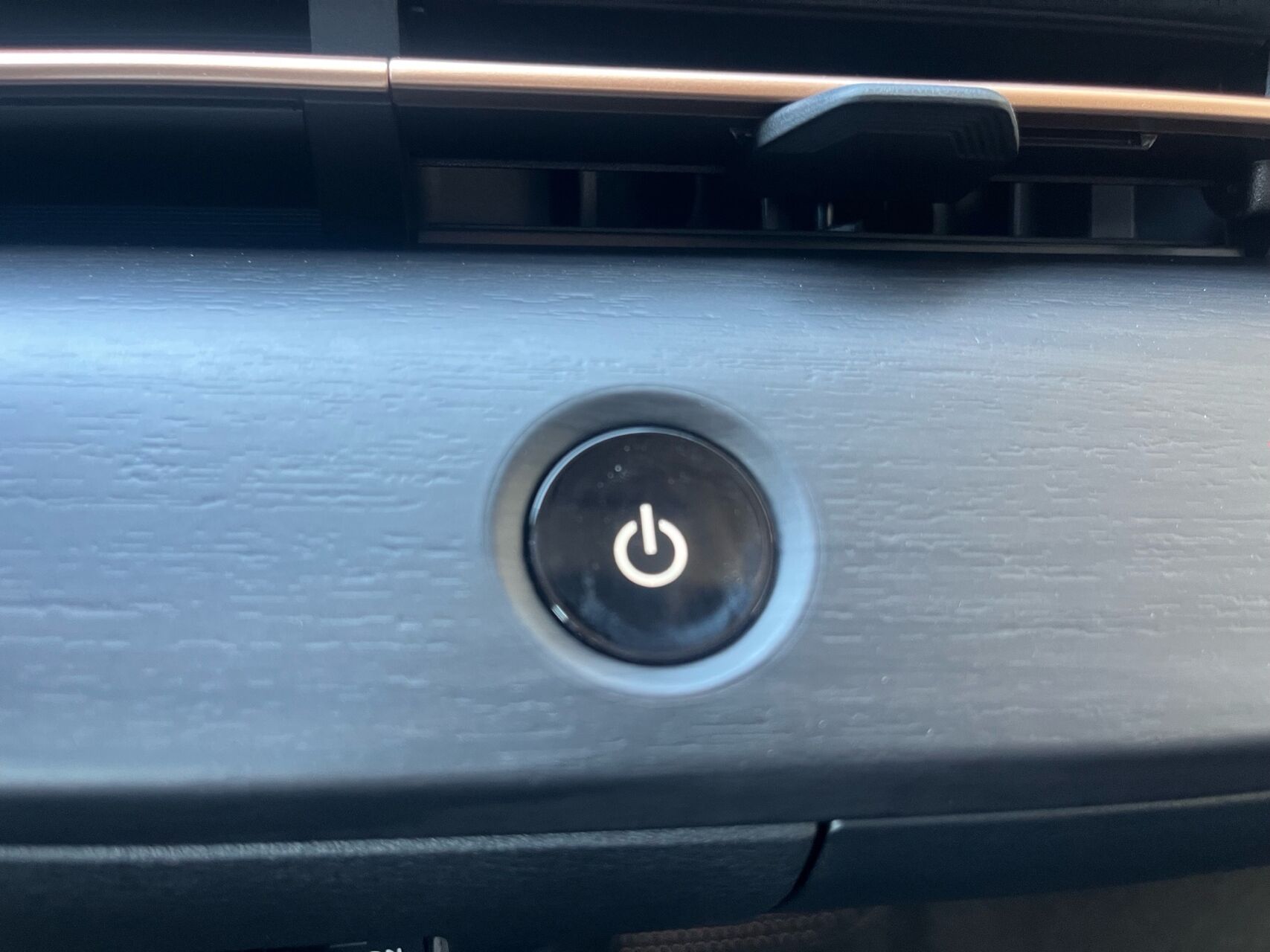 Billede af Nissan Ariya EL Evolve e-4orce 301HK 5d Aut.