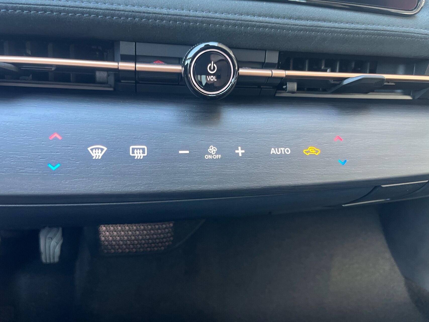 Billede af Nissan Ariya EL Evolve e-4orce 301HK 5d Aut.