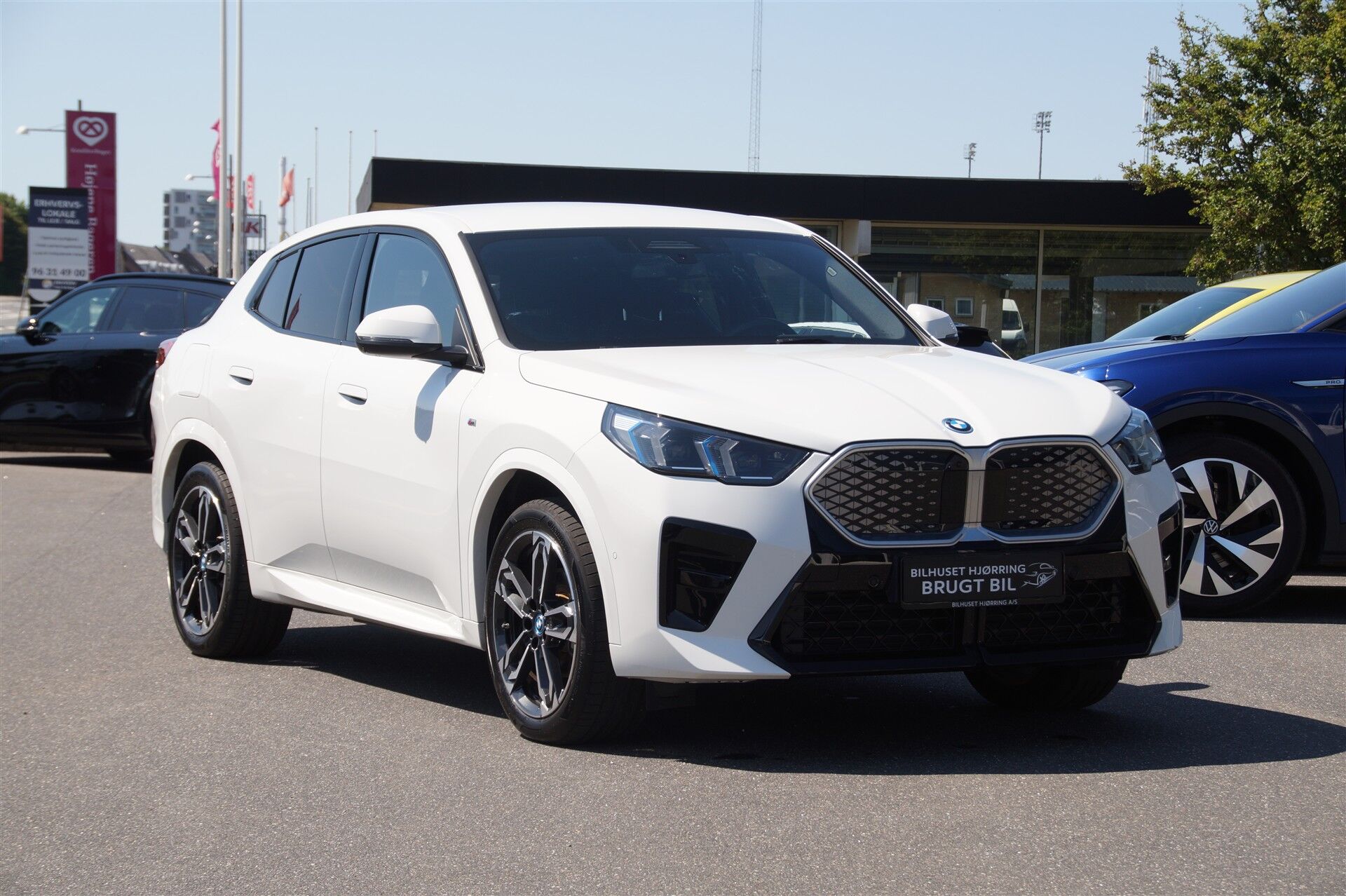 Billede af BMW iX2 eDrive20 EL M-Sport 204HK 5d Aut.