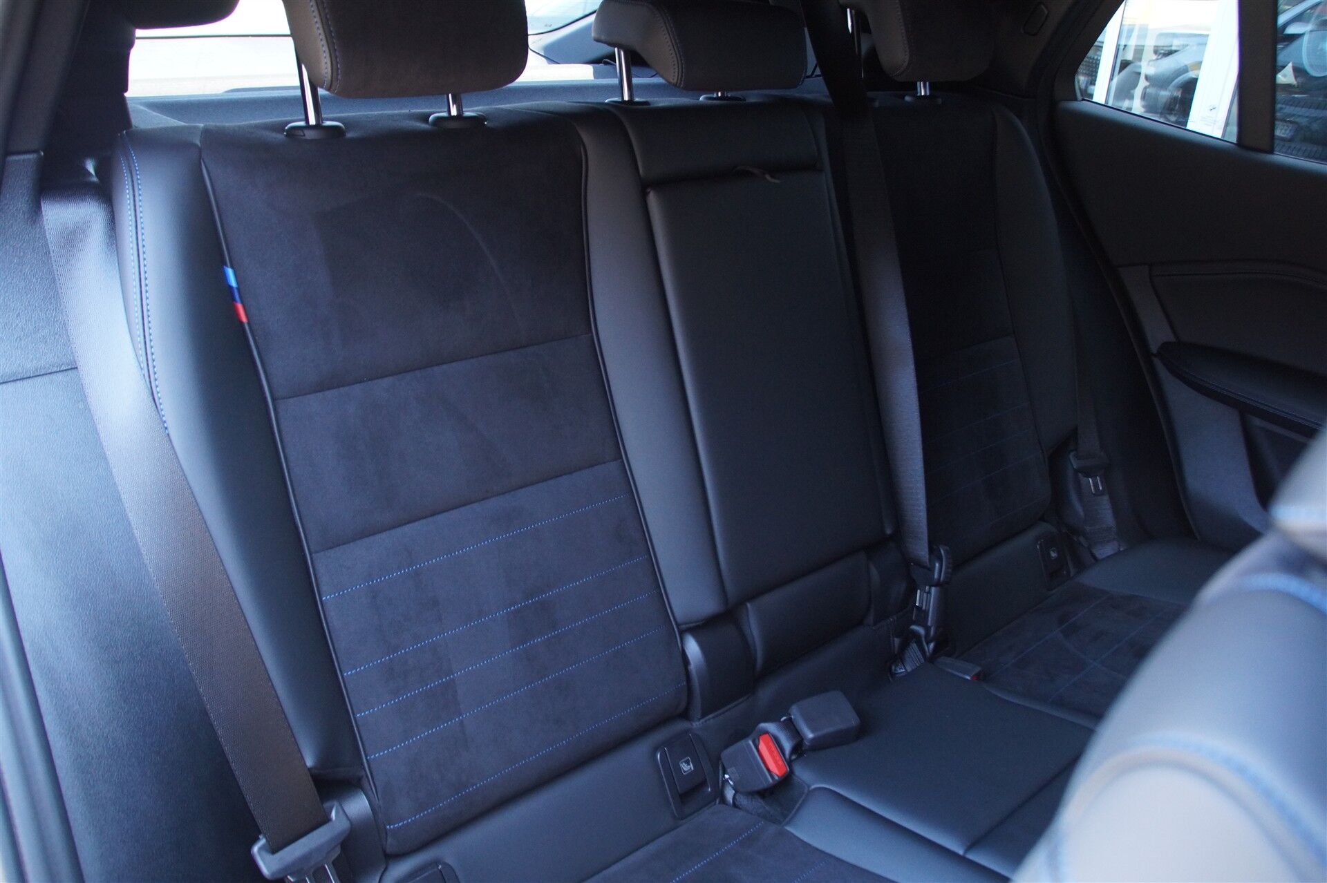 Billede af BMW iX2 eDrive20 EL M-Sport 204HK 5d Aut.