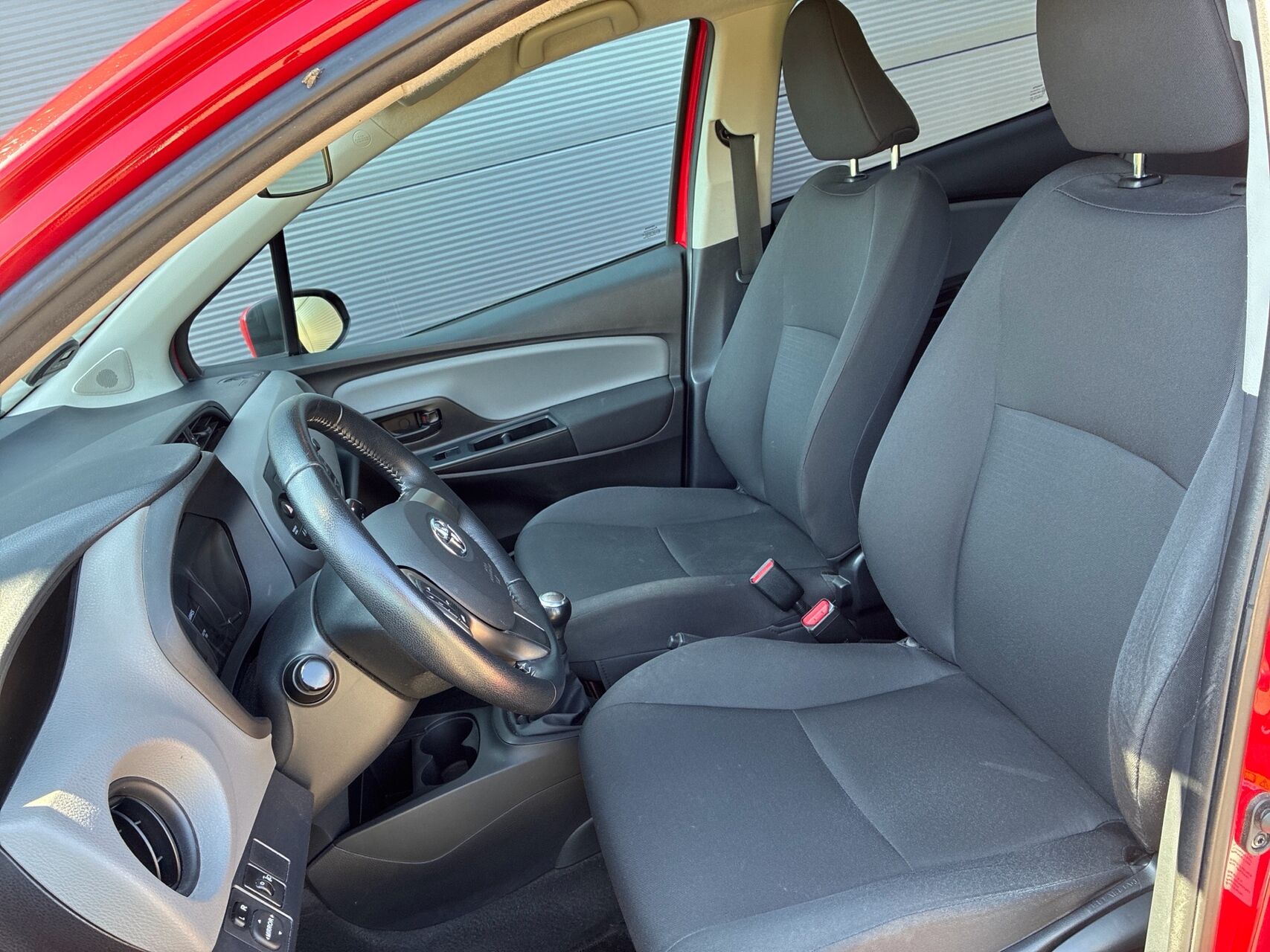 Billede af Toyota Yaris 1,0 VVT-I T1 Style 69HK 5d