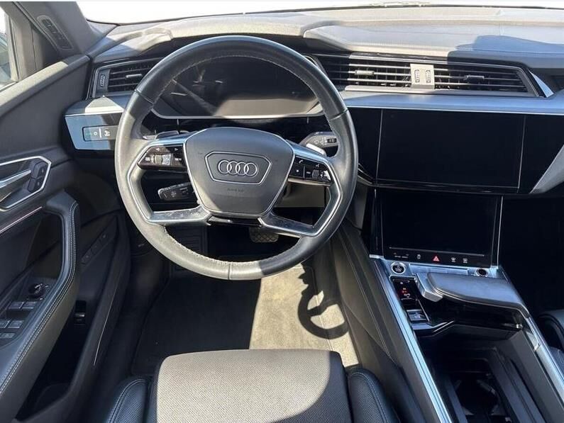 Billede af Audi Q8 55 E-tron Prestige Quattro 408HK 5d Aut.
