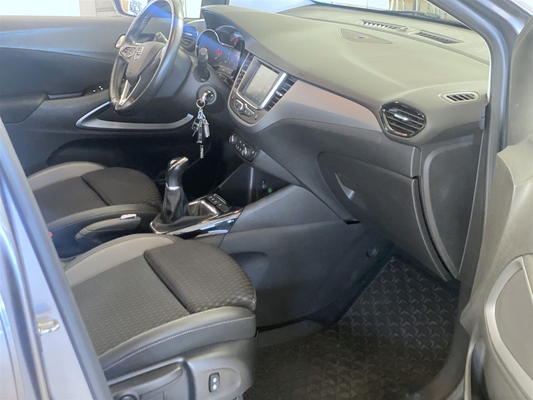 Billede af Opel Crossland X 1,6 CDTI Enjoy Start/Stop 99HK 5d