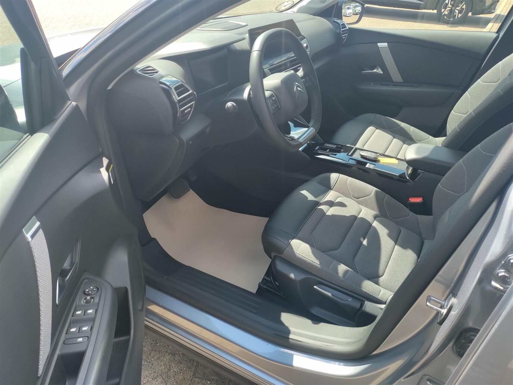 Billede af Citroën C4 1,2 PureTech VTR Sport EAT8 130HK 5d 8g Aut.