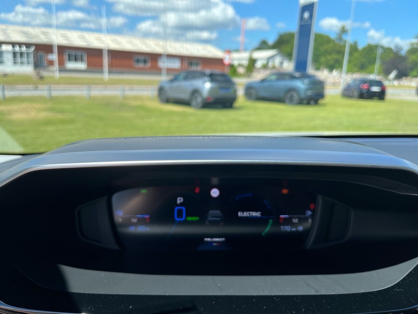 Billede af Peugeot 308 1,6 Plugin-hybrid First Selection Plus EAT8 180HK 5d 8g Aut.