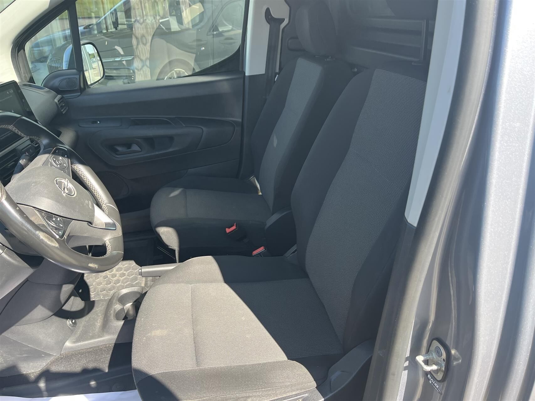 Billede af Opel Combo L1V1 1,5 D Enjoy EAT8 130HK Van 8g Aut.