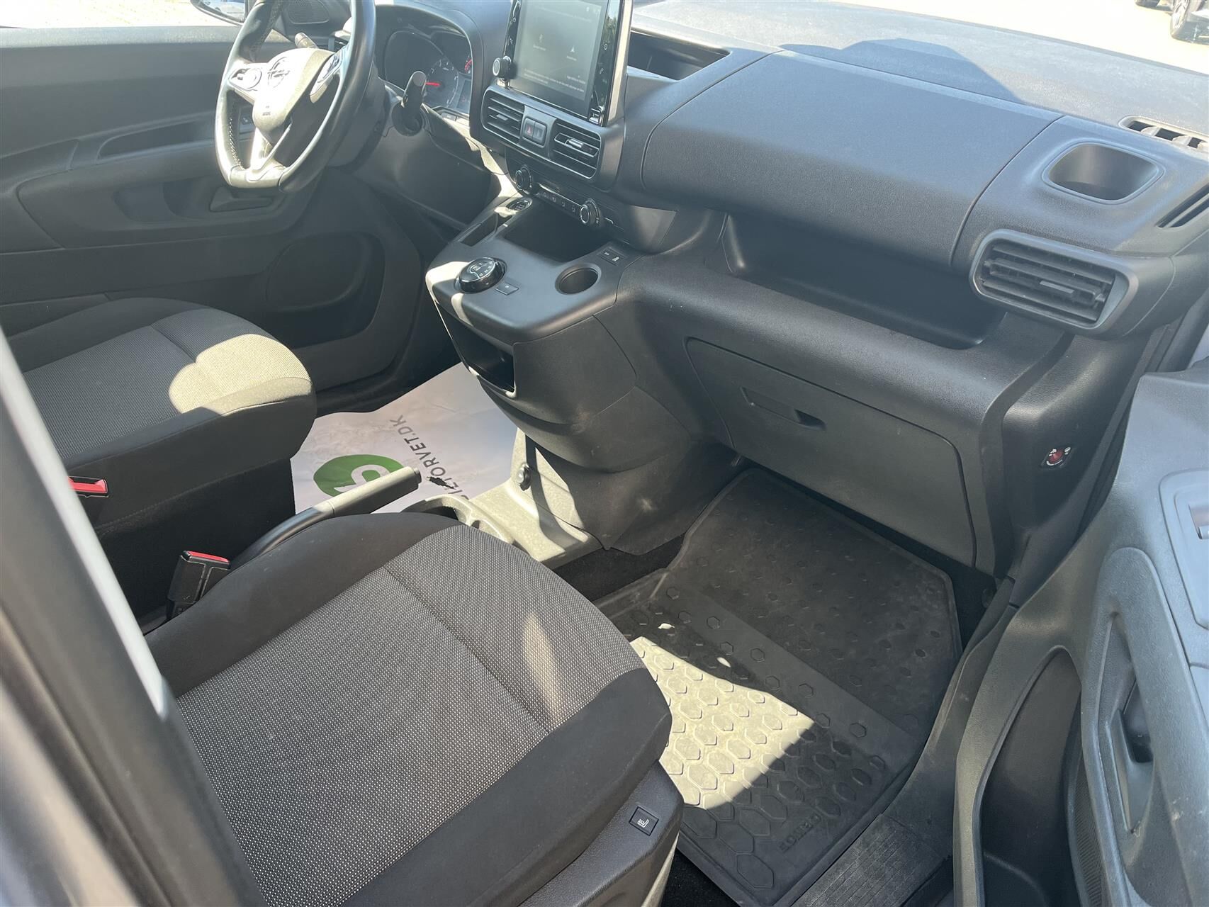 Billede af Opel Combo L1V1 1,5 D Enjoy EAT8 130HK Van 8g Aut.