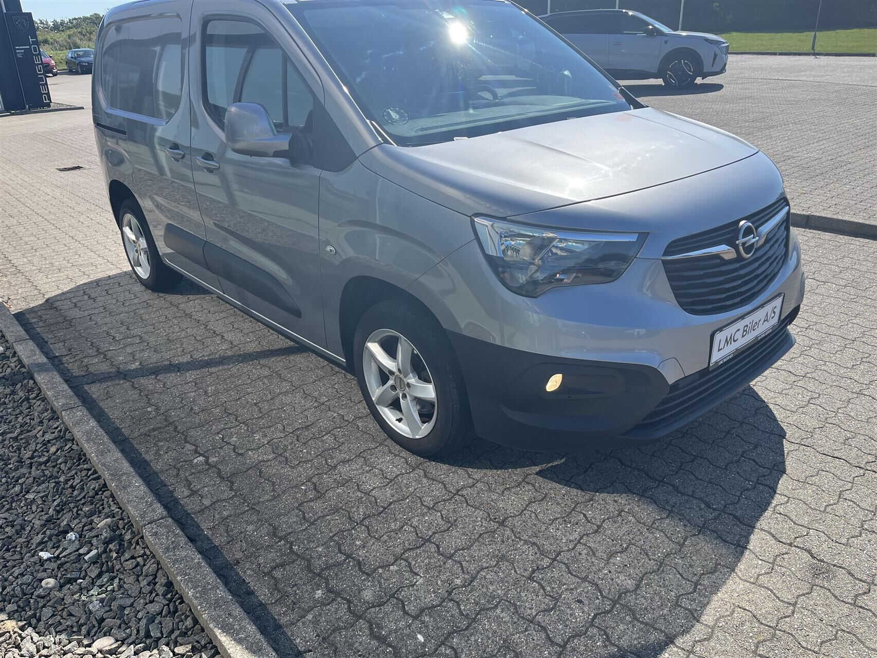 Billede af Opel Combo L1V1 1,5 D Enjoy EAT8 130HK Van 8g Aut.