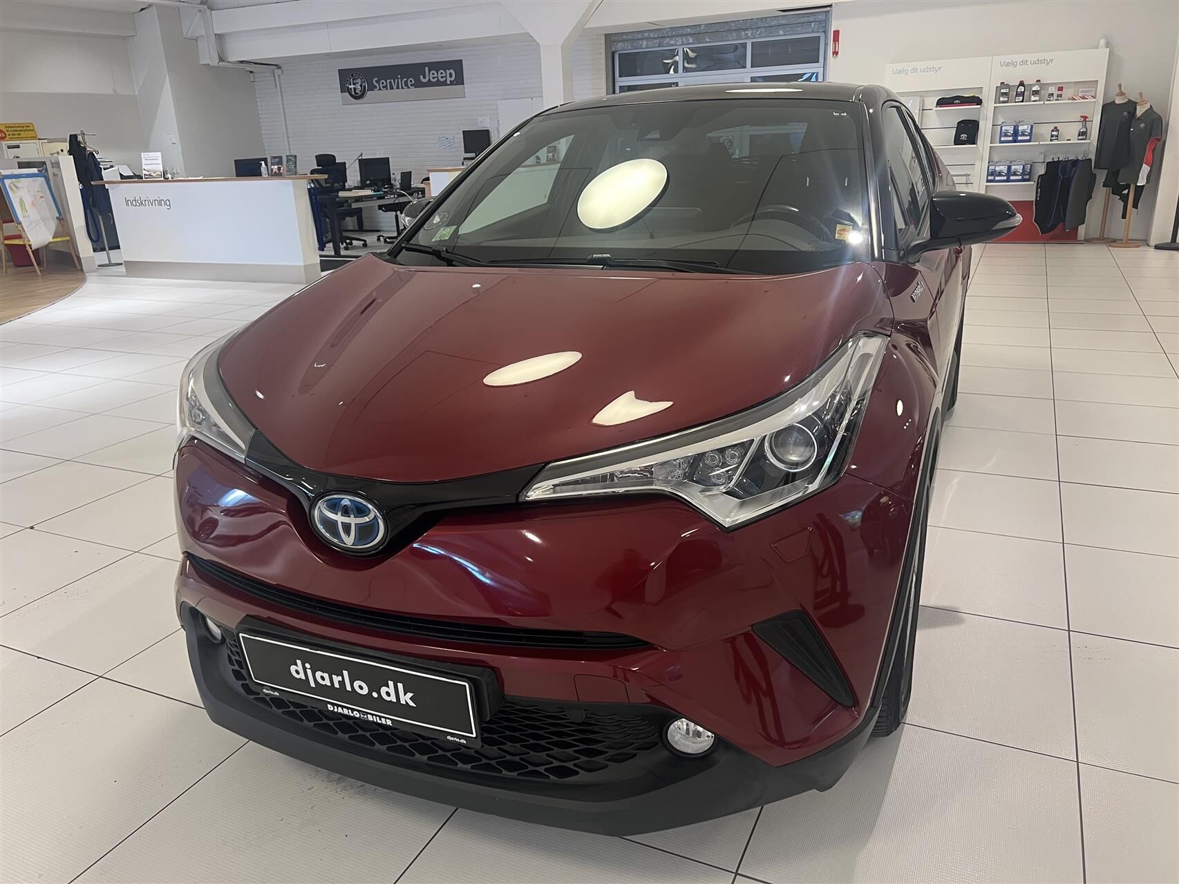 Billede af Toyota C-HR 1,8 Hybrid C-LUB Bi-tone Multidrive S 122HK 5d Aut.