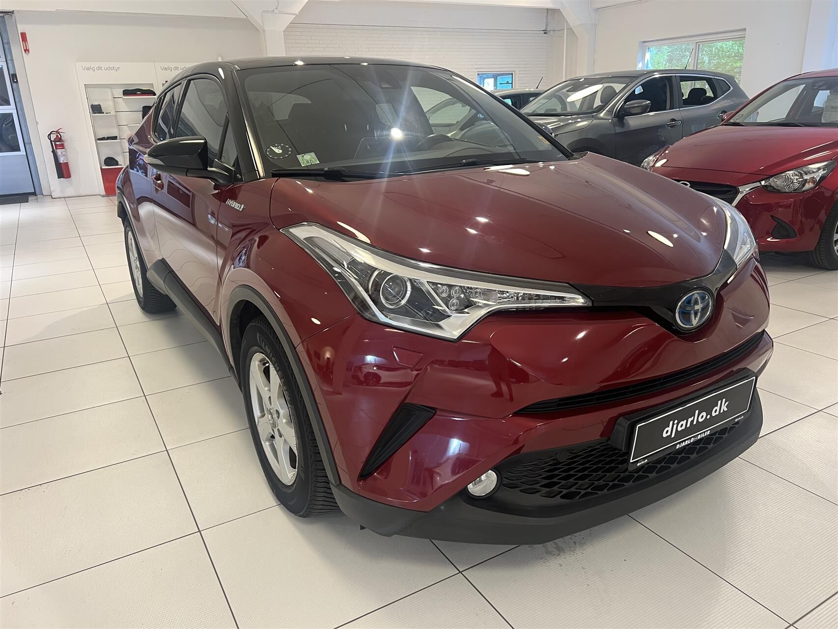 Billede af Toyota C-HR 1,8 Hybrid C-LUB Bi-tone Multidrive S 122HK 5d Aut.