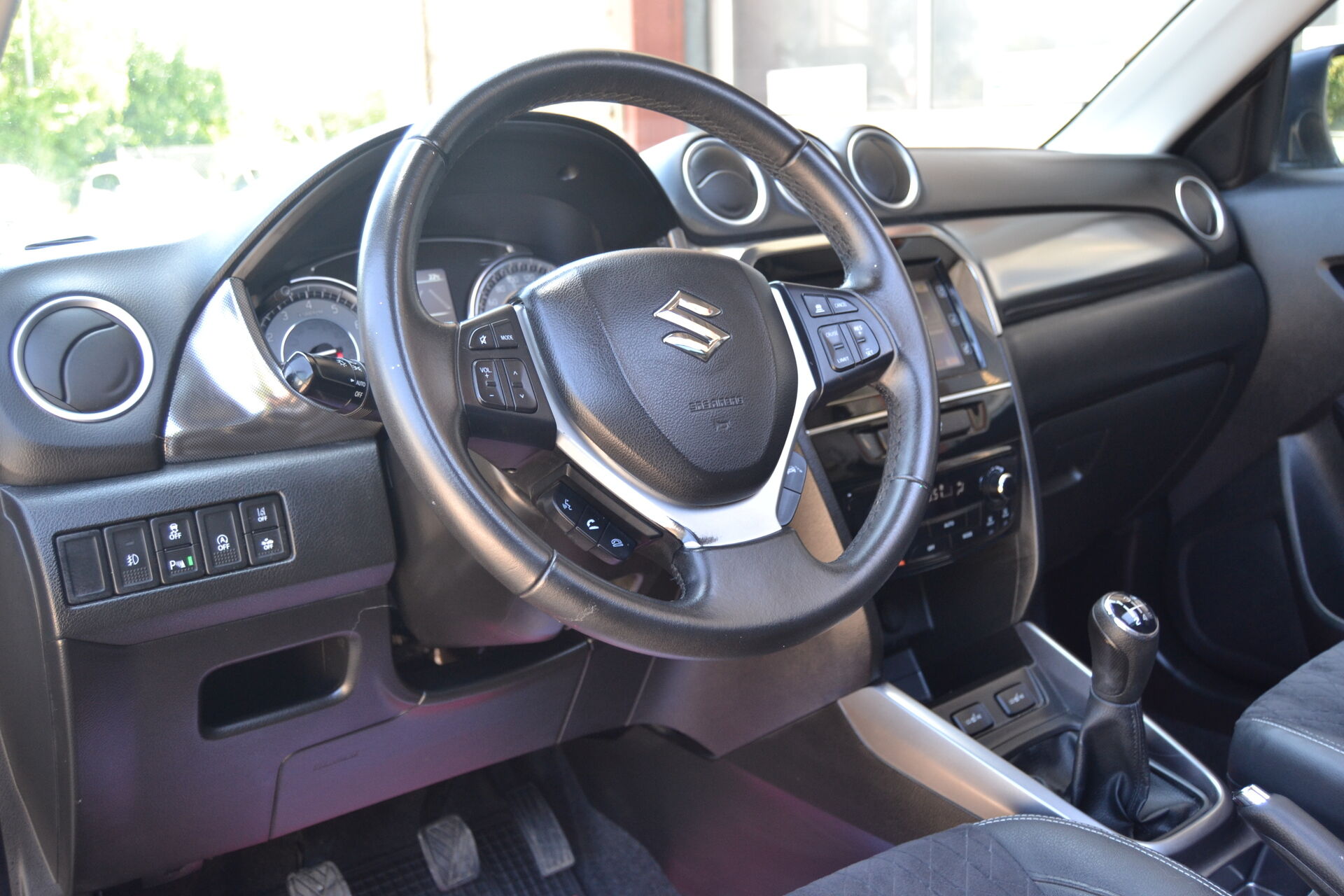 Billede af Suzuki Vitara 1,0 Boosterjet Adventure 112HK 5d