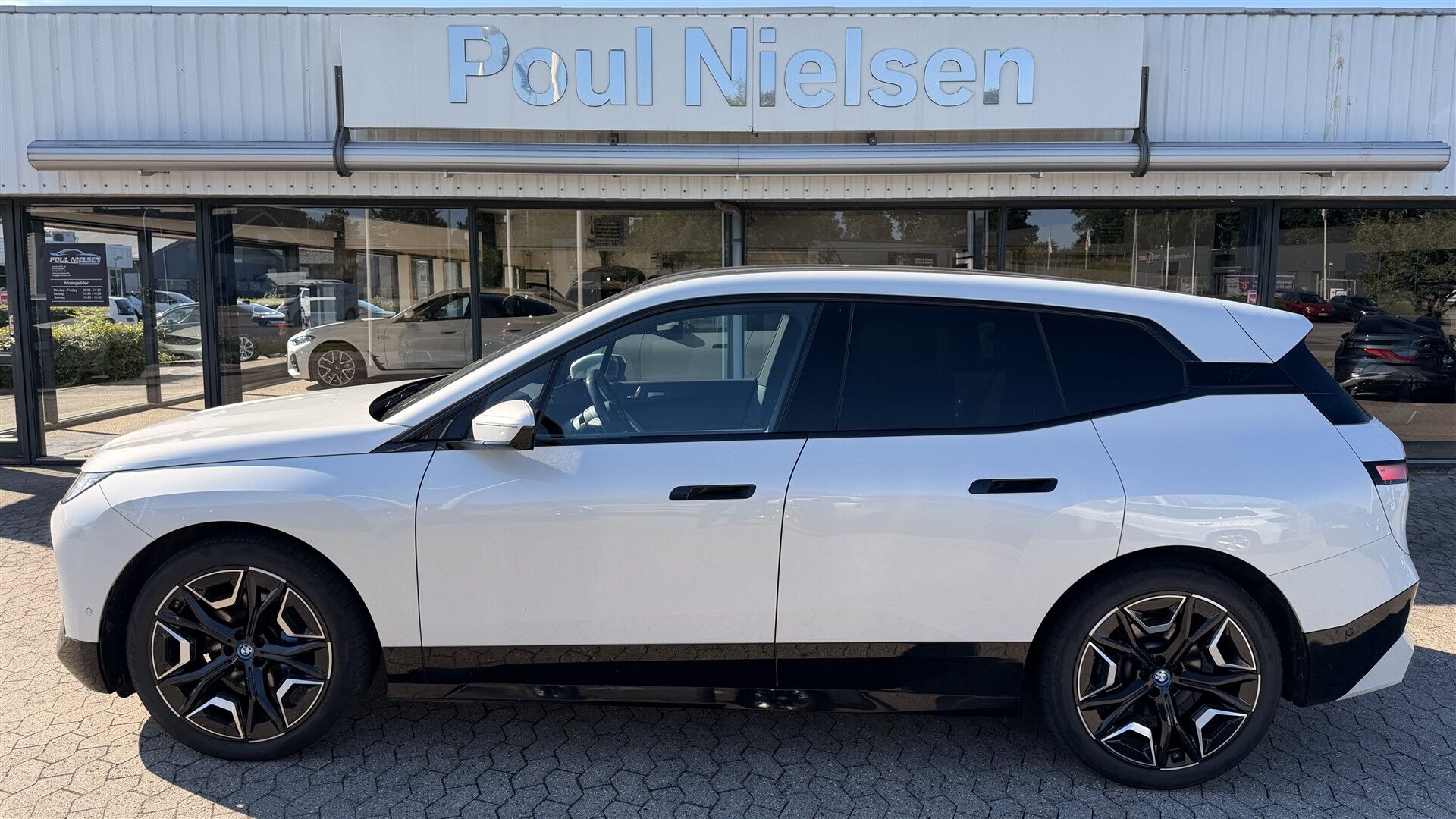 Billede af BMW iX 40 Fully Charged Sport XDrive 326HK 5d Aut. 