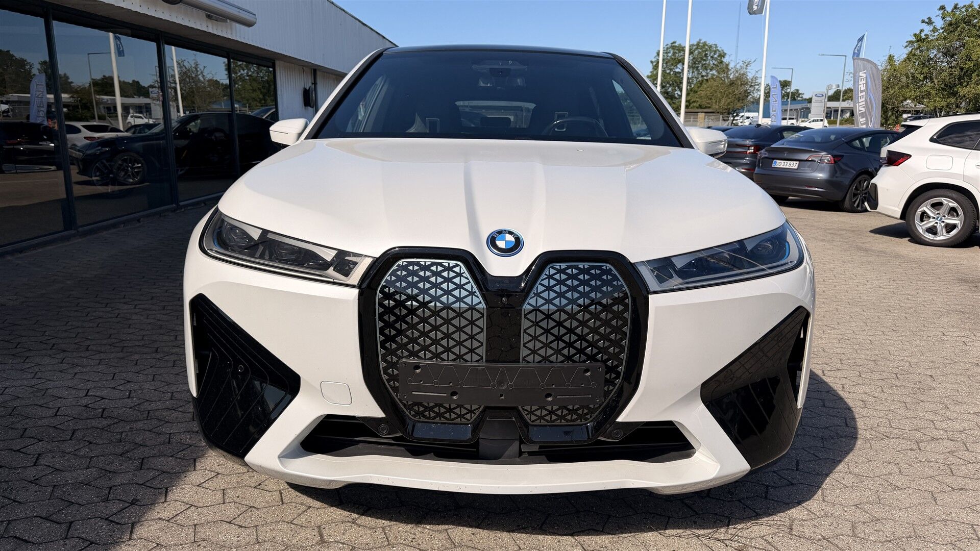 Billede af BMW iX 40 Fully Charged Sport XDrive 326HK 5d Aut. 