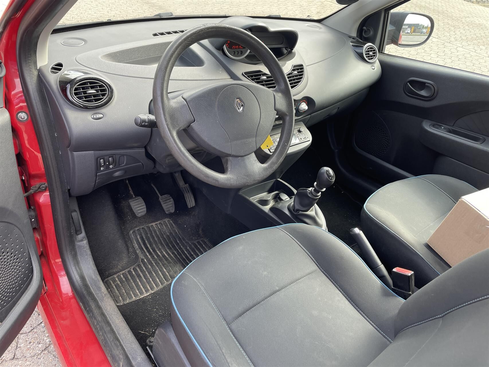 Billede af Renault Twingo 1,2 16V Authentique 75HK 3d