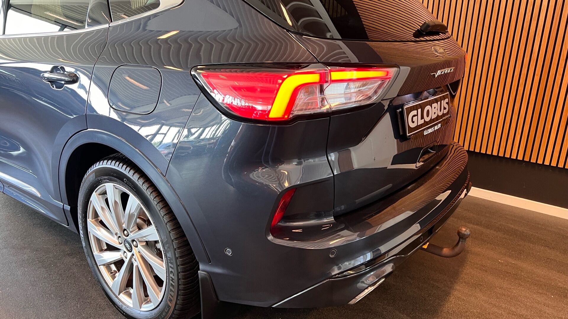 Billede af Ford Kuga 2,5 Plugin-hybrid Vignale CVT 225HK 5d Trinl. Gear