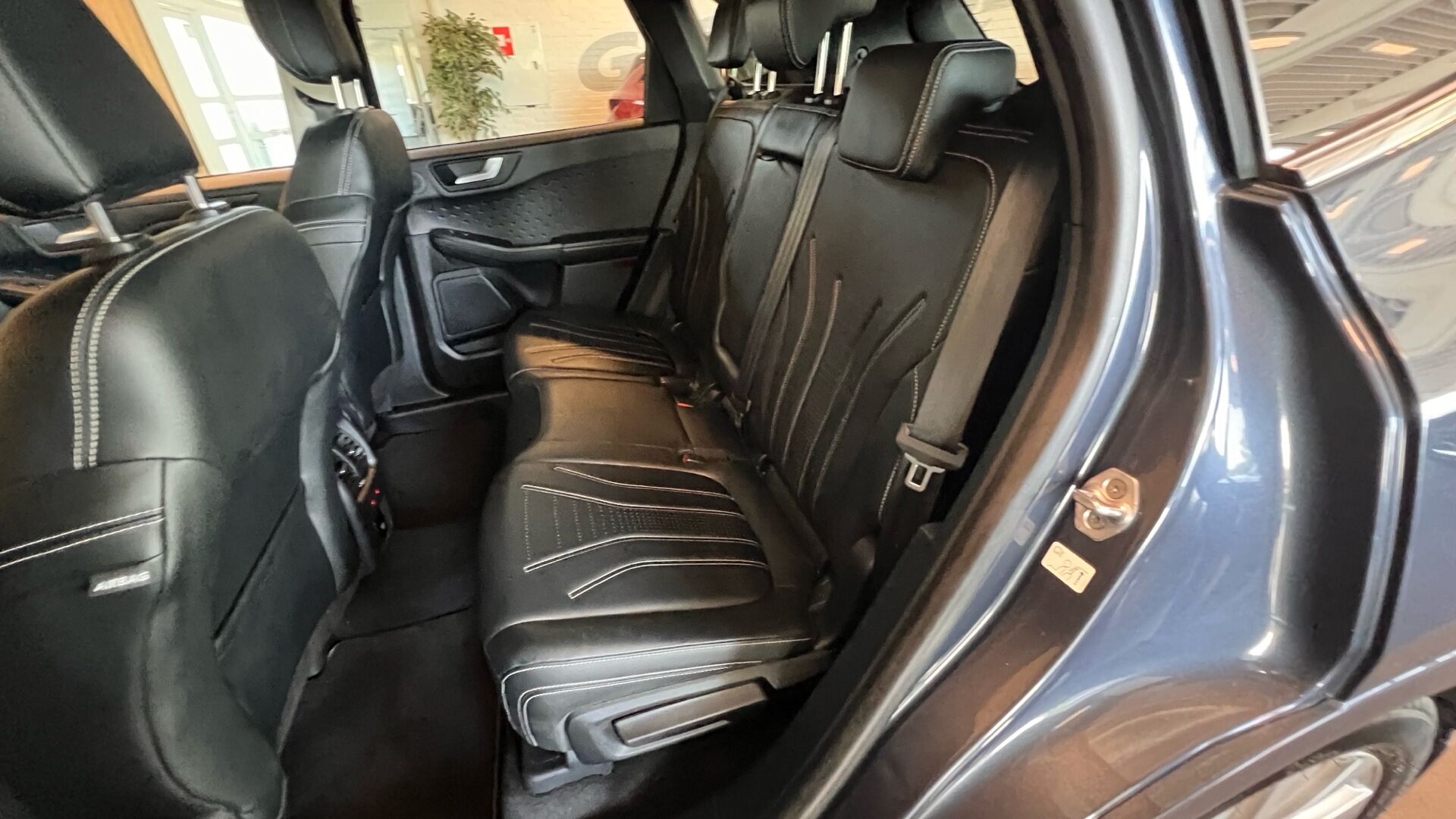 Billede af Ford Kuga 2,5 Plugin-hybrid Vignale CVT 225HK 5d Trinl. Gear