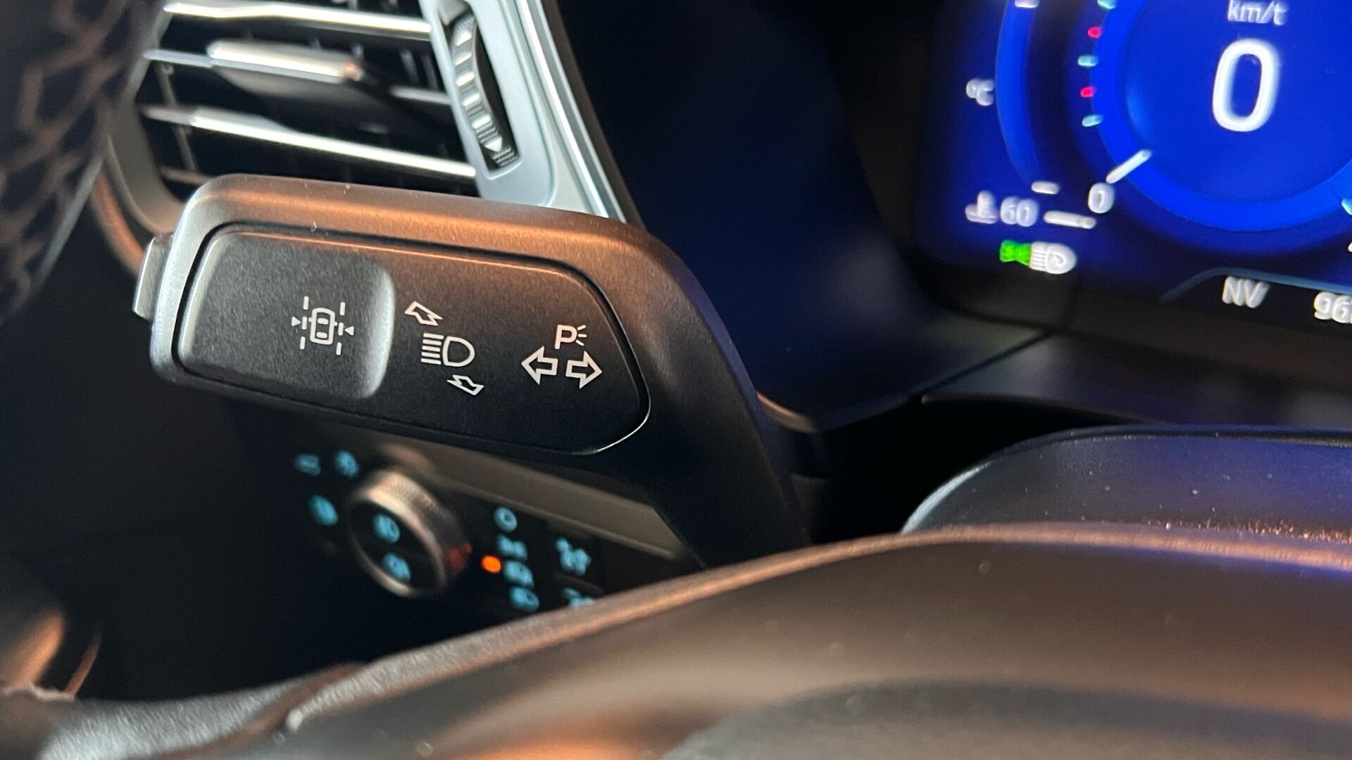 Billede af Ford Kuga 2,5 Plugin-hybrid Vignale CVT 225HK 5d Trinl. Gear