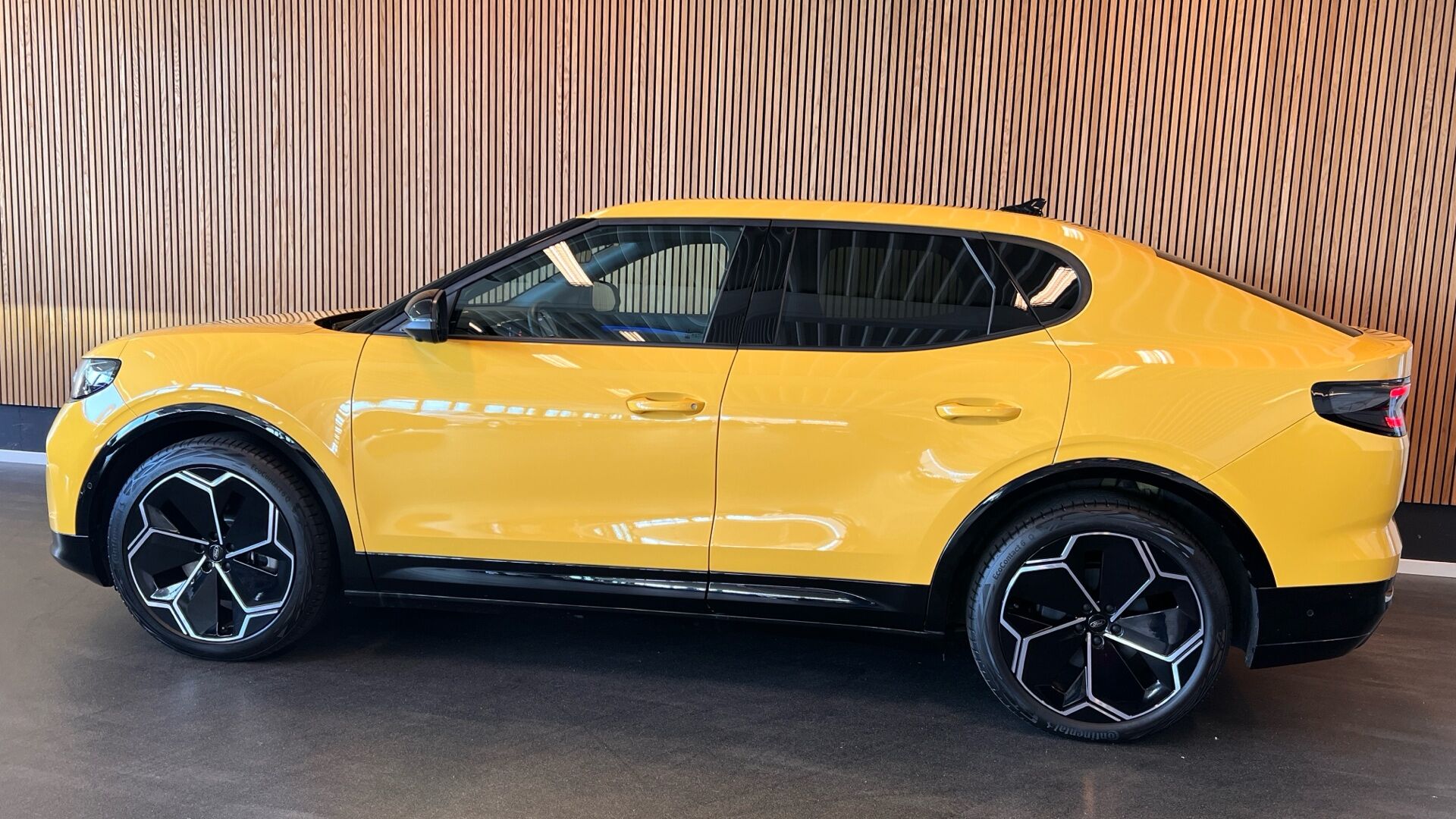 Billede af Ford Capri EL UR Premium AWD 340HK 5d Aut.