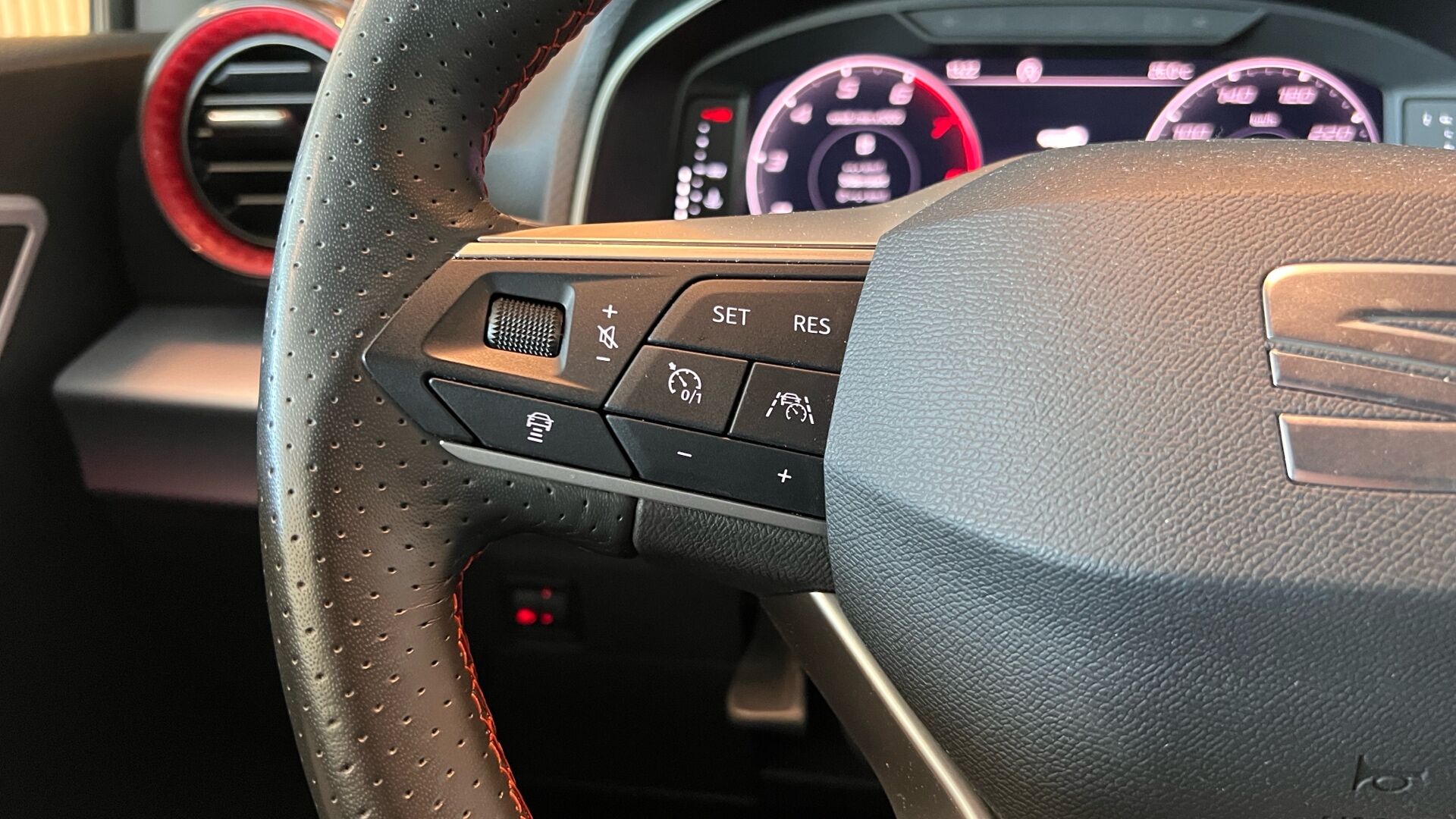 Billede af Seat Arona 1,0 TSI FR DSG 110HK 5d 7g Aut.