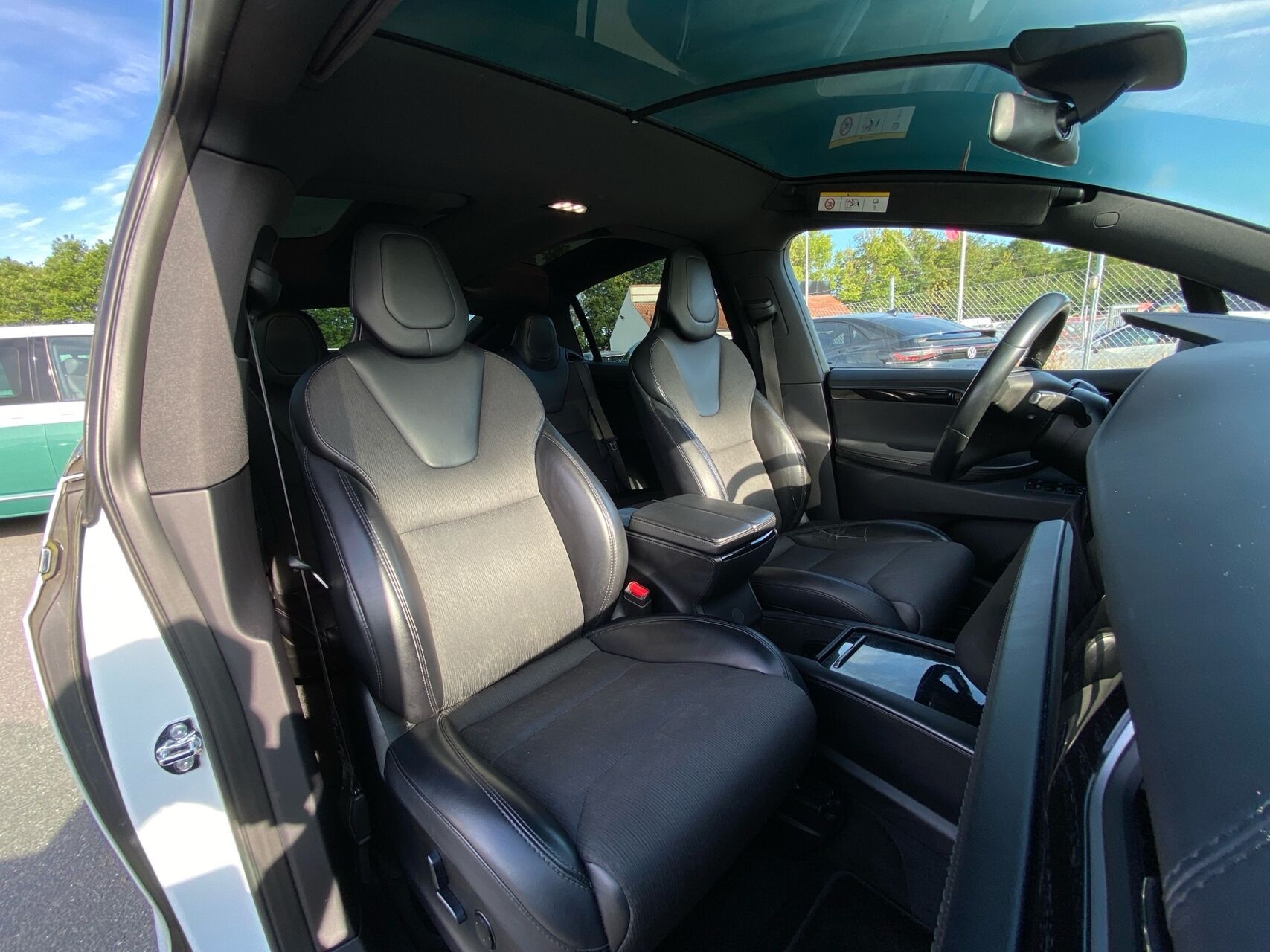 Billede af Tesla Model X 75D EL 525HK 5d Aut.