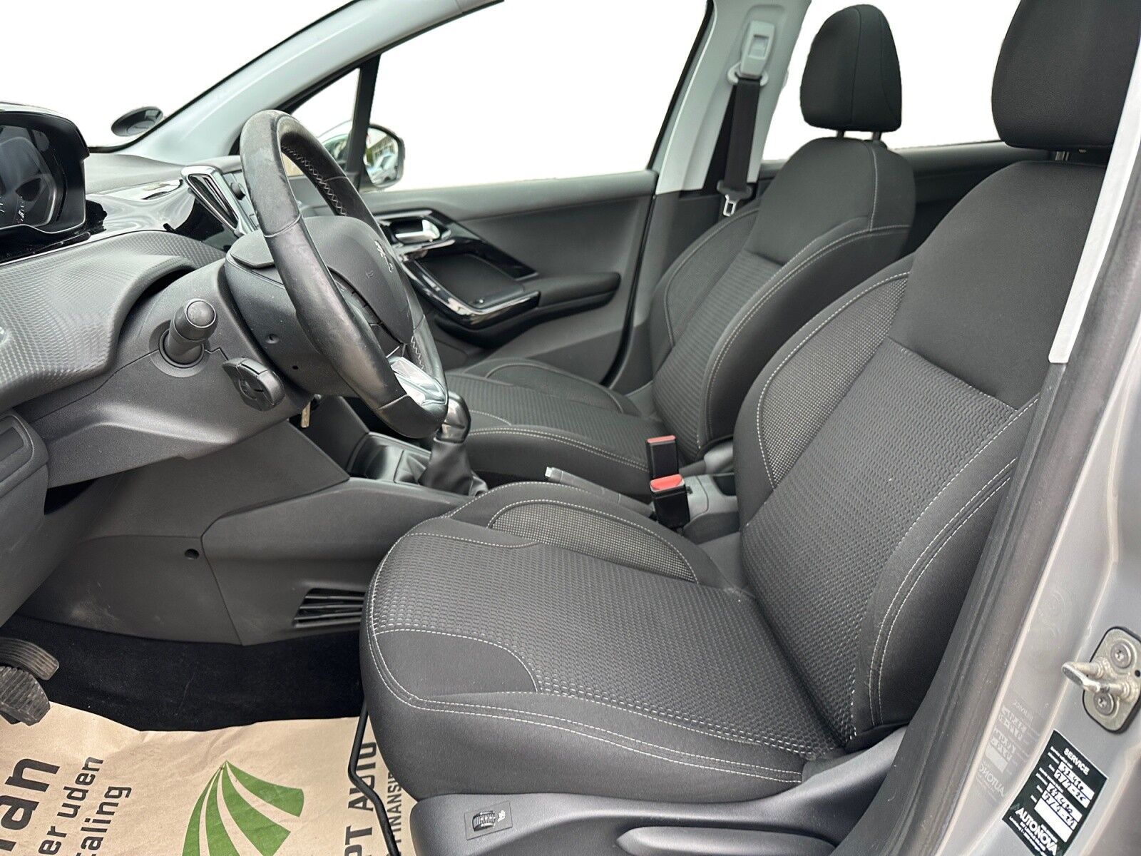 Billede af Peugeot 208 1,2 PureTech Exclusive Plus 82HK 5d
