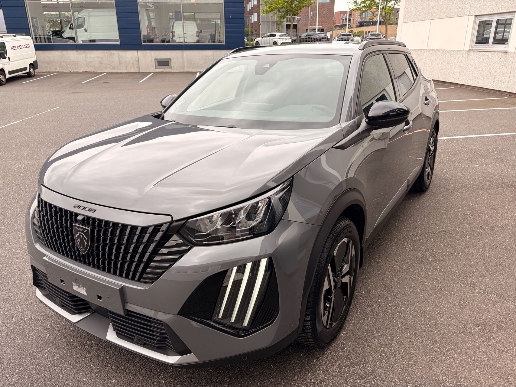 Billede af Peugeot 2008 1,2 PureTech Allure EAT8 130HK 5d 8g Aut.