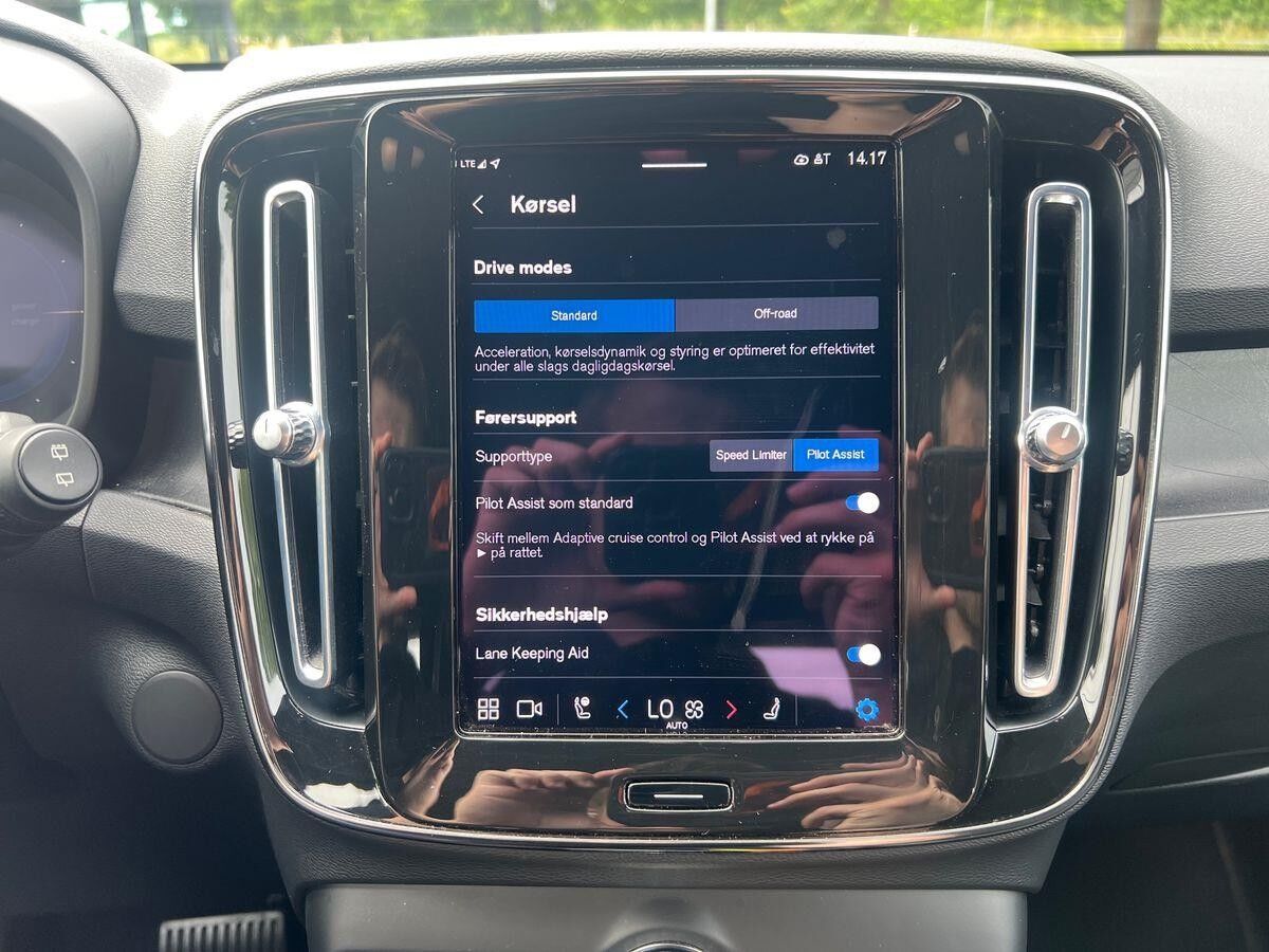 Billede af Volvo XC40 P8 Recharge Twin Plus AWD 408HK 5d Aut.