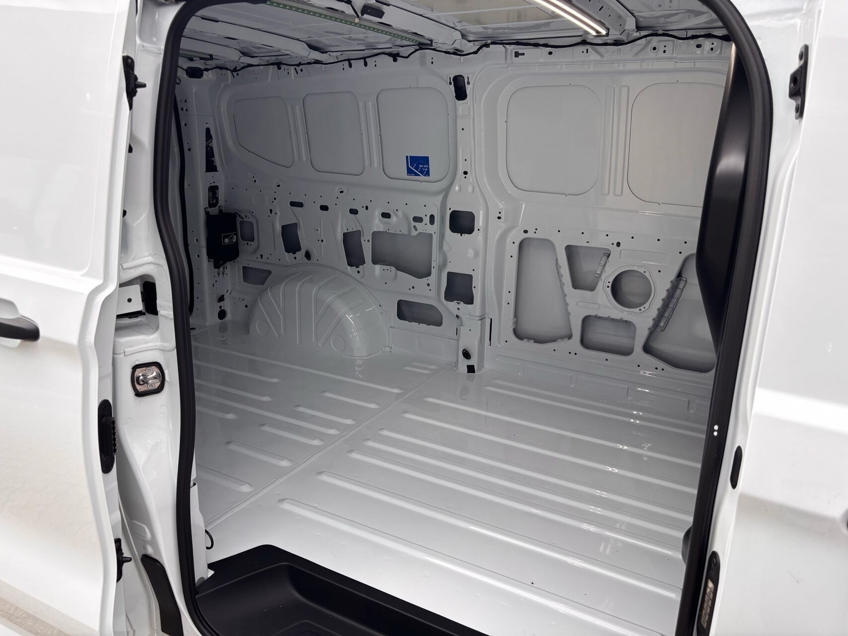 Billede af Ford Transit Custom 300 L2H1 2,0 EcoBlue Trend 136HK Van 6g