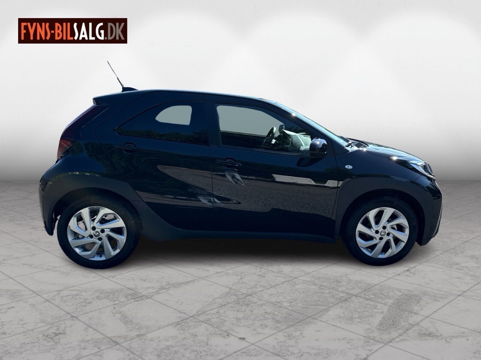 Billede af Toyota Aygo X 1,0 VVT-I Active 72HK 5d