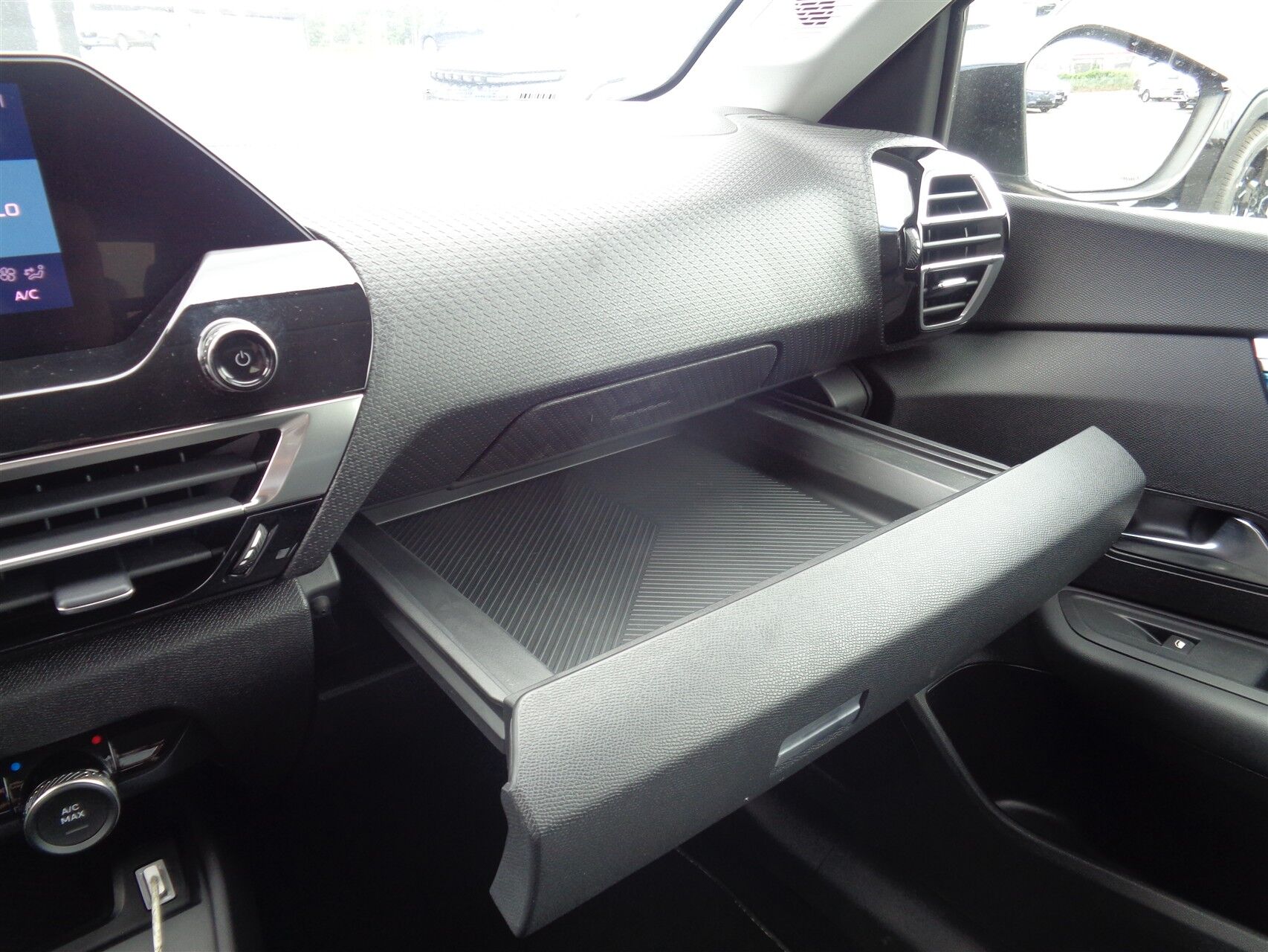 Billede af Citroën e-C4 EL Feel 136HK 5d Aut.