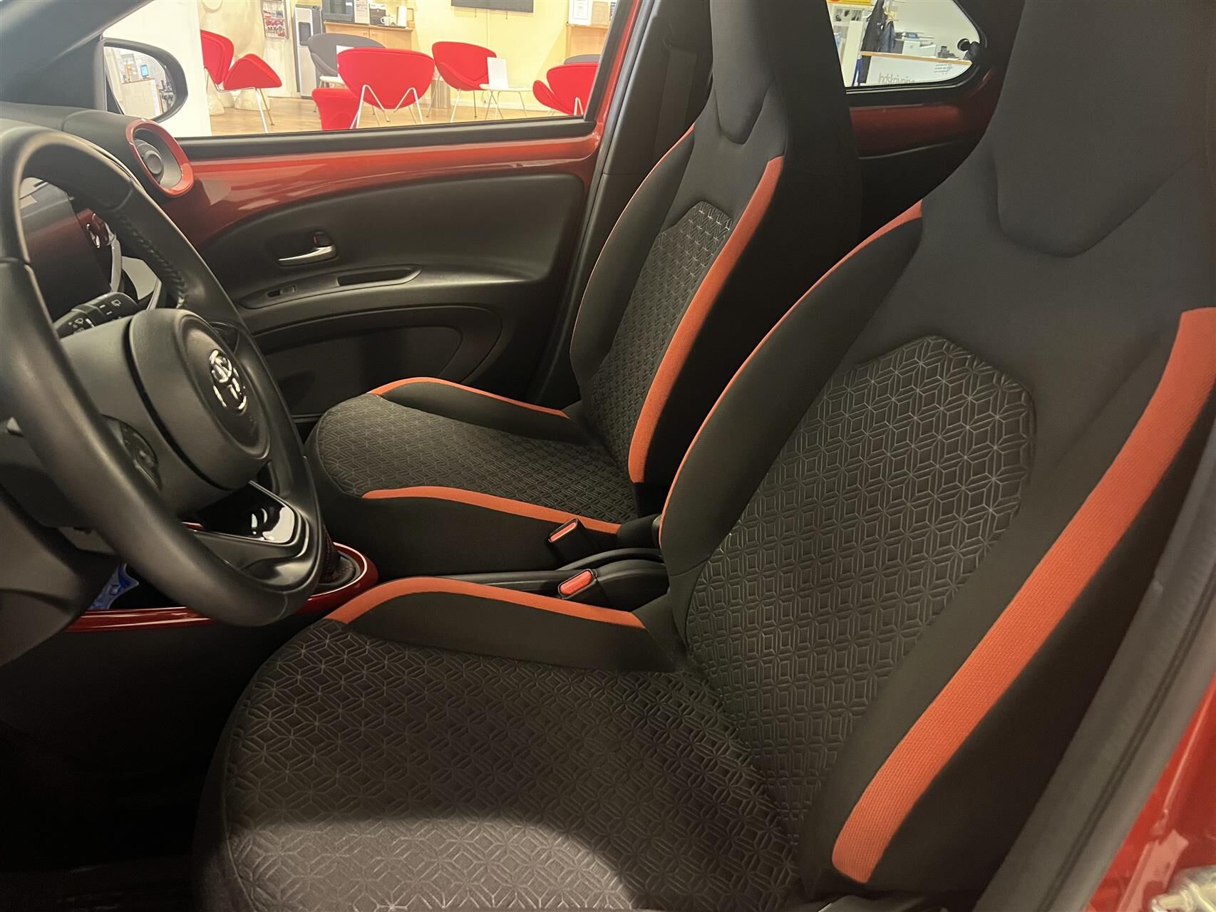 Billede af Toyota Aygo X 1,0 VVT-I Pulse 72HK 5d