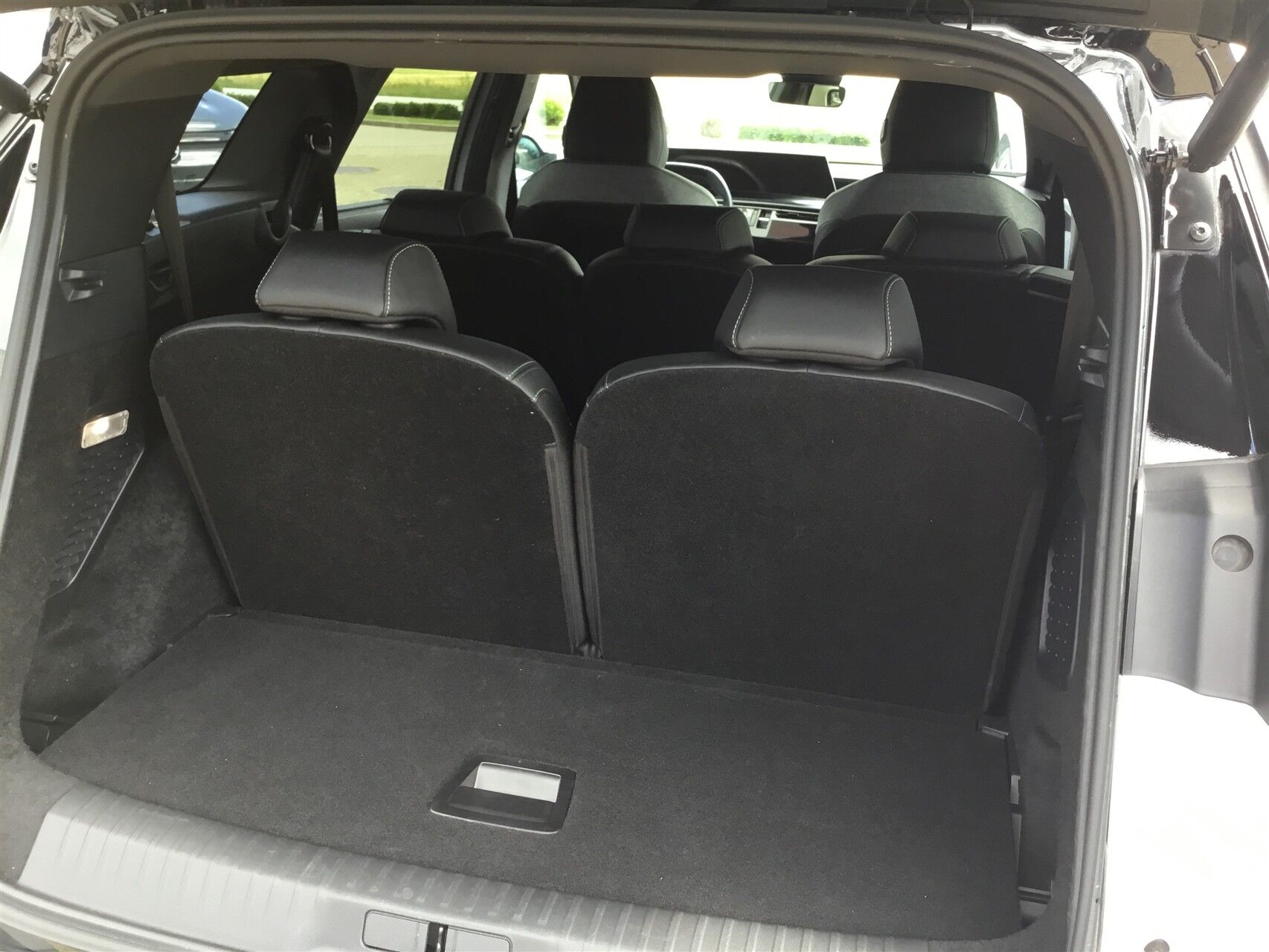 Billede af Peugeot e-5008 EL GT Pack 210HK 5d Aut.