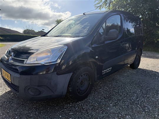 Citroën Berlingo L1N2 1,6 e-HDi 90HK