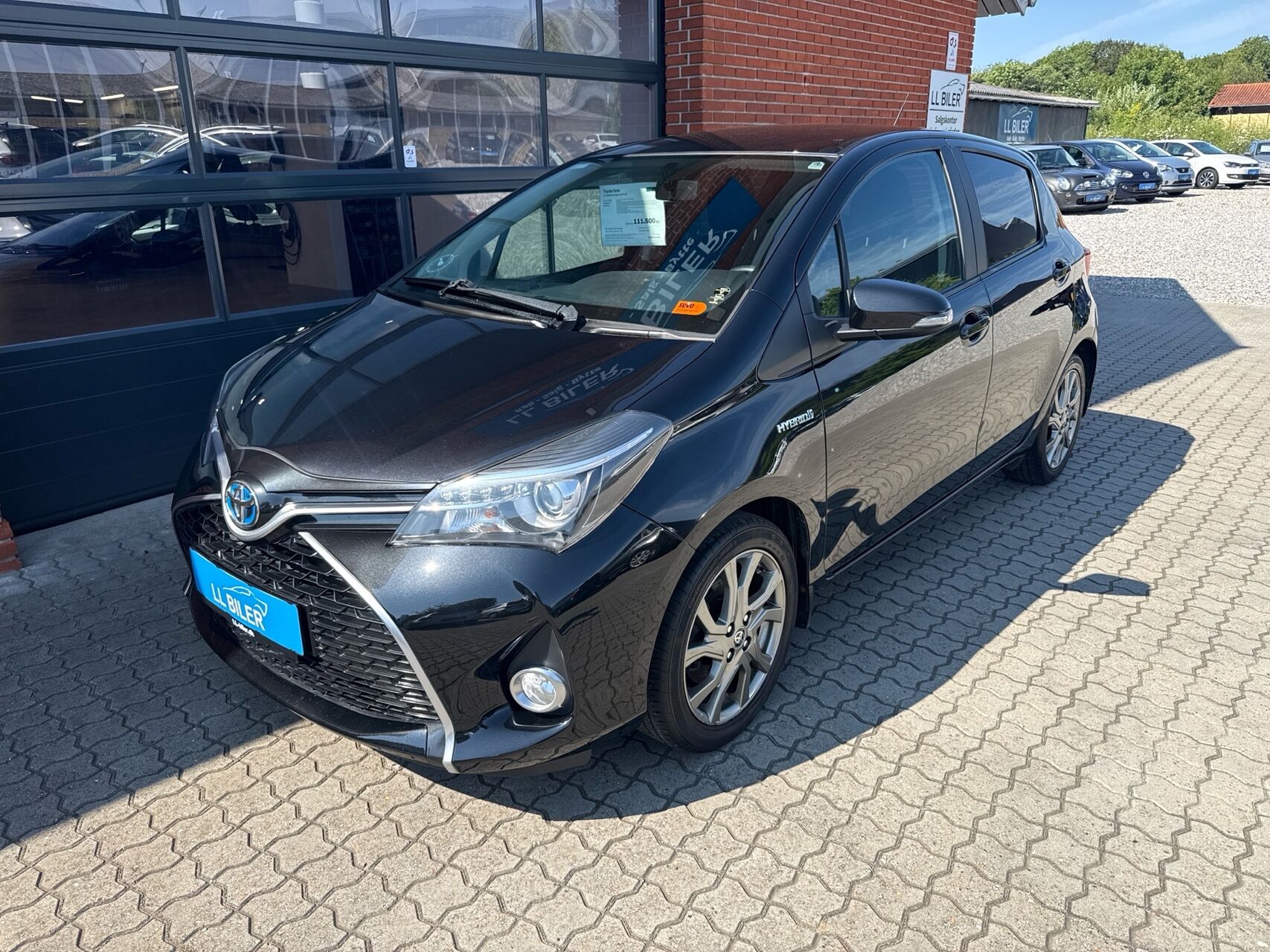 Billede af Toyota Yaris 1,5 Hybrid H2 Style E-CVT 100HK 5d Trinl. Gear