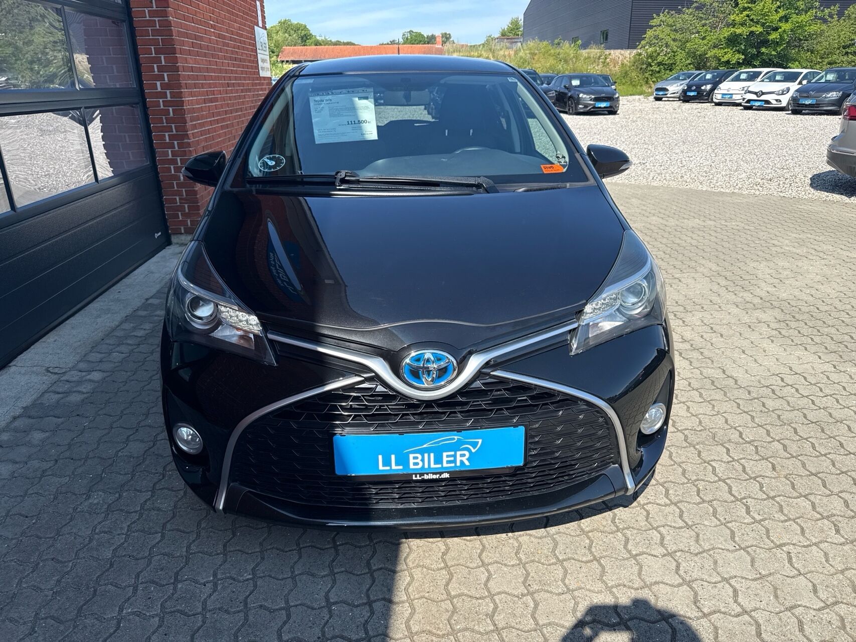 Billede af Toyota Yaris 1,5 Hybrid H2 Style E-CVT 100HK 5d Trinl. Gear