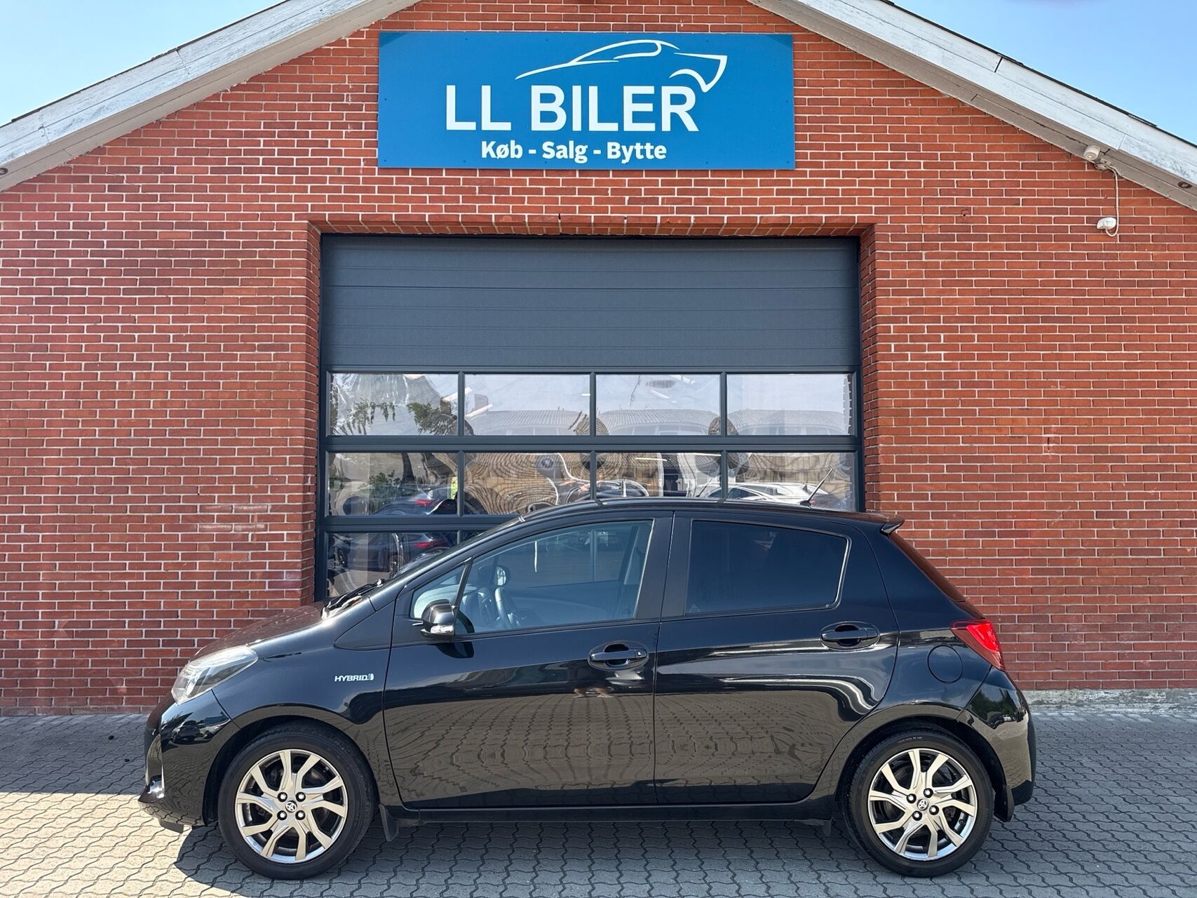 Billede af Toyota Yaris 1,5 Hybrid H2 Style E-CVT 100HK 5d Trinl. Gear