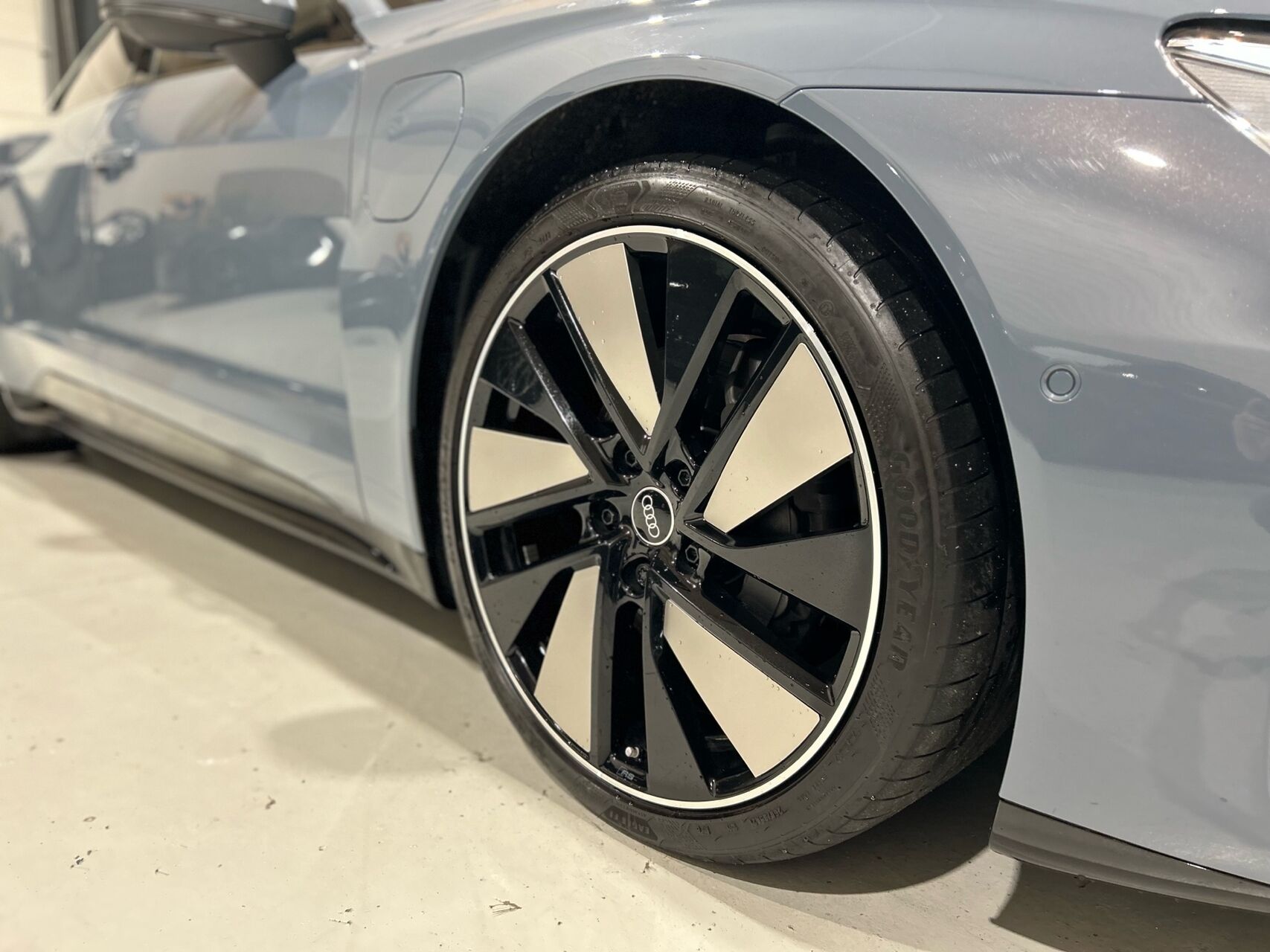 Billede af Audi E-tron GT EL Quattro 476HK 4d Aut.
