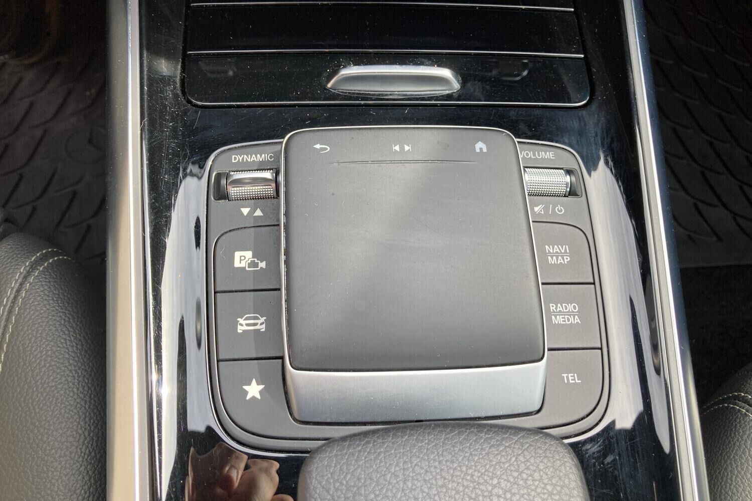Billede af Mercedes-Benz EQA 300 EL Progressive 4Matic 228HK 5d Aut.