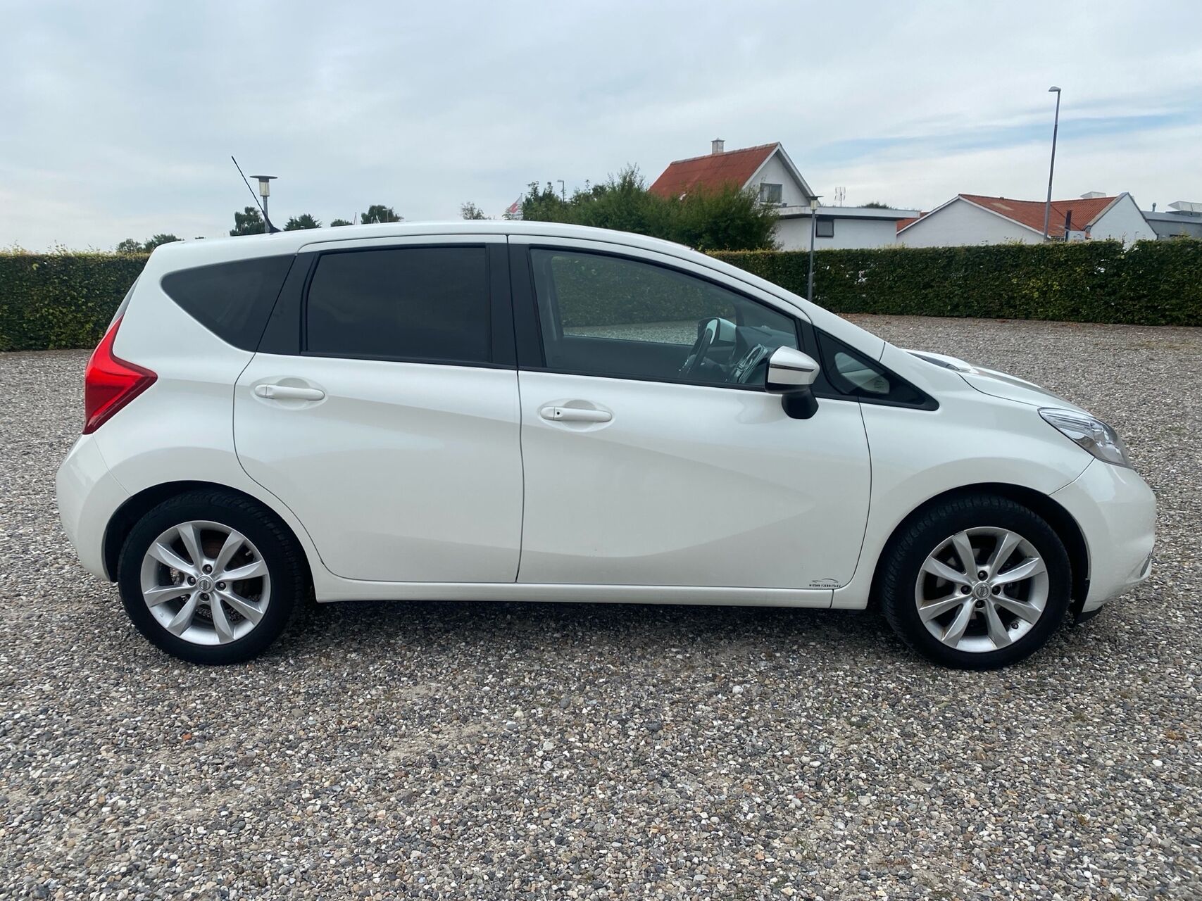 Billede af Nissan Note 1,2 DIG-S Acenta Plus CVT 98HK 5d Aut.