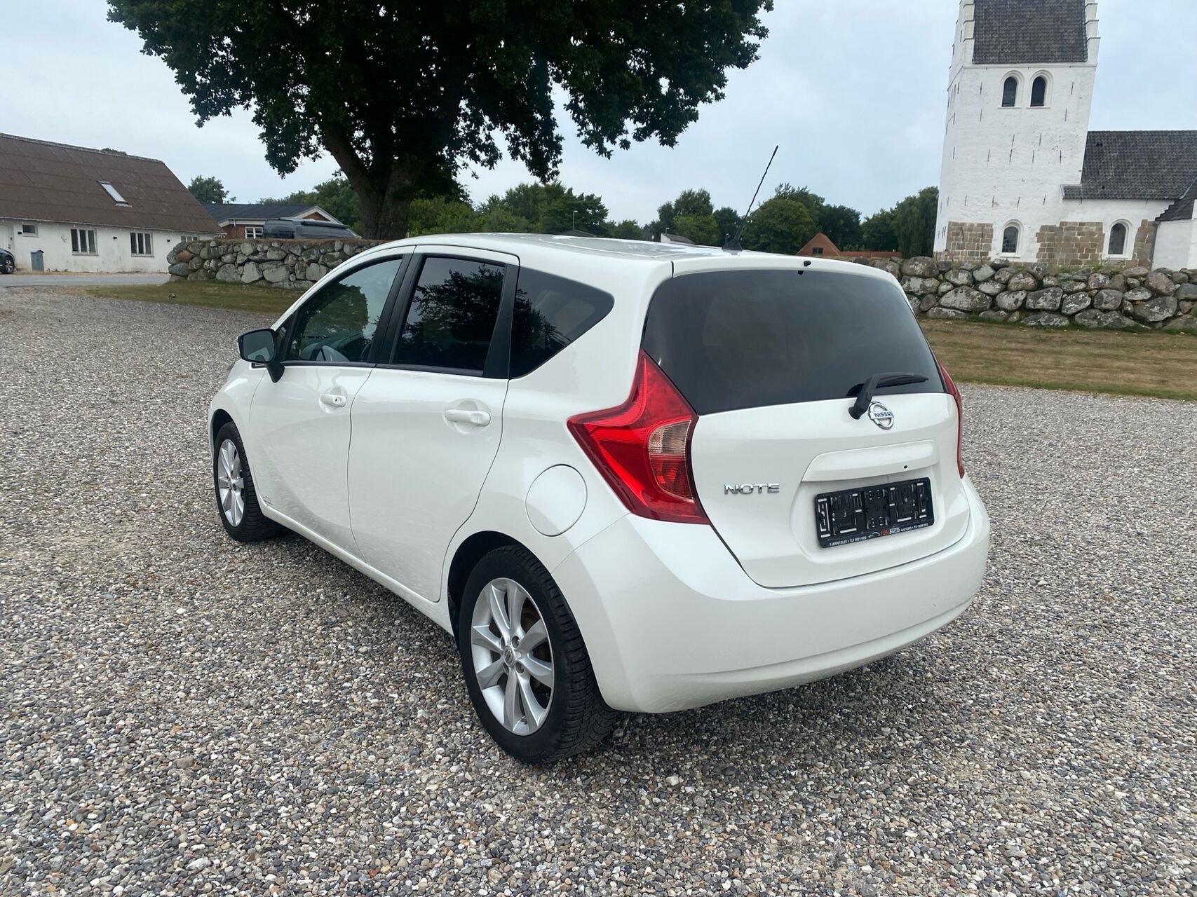 Billede af Nissan Note 1,2 DIG-S Acenta Plus CVT 98HK 5d Aut.