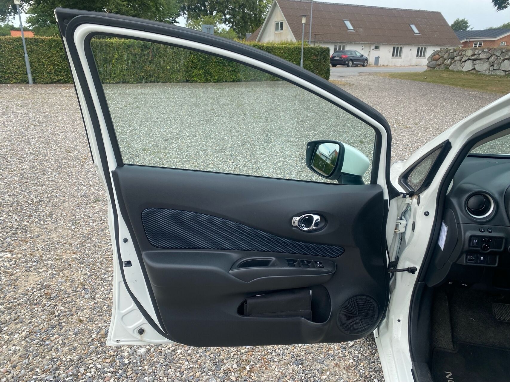 Billede af Nissan Note 1,2 DIG-S Acenta Plus CVT 98HK 5d Aut.